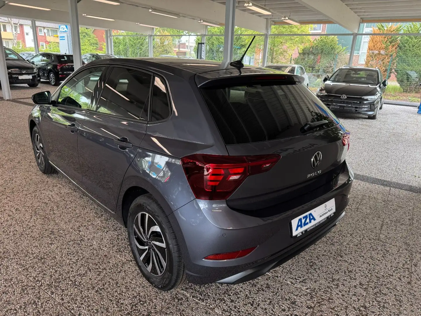 Volkswagen Polo Life 1.0 TSI*KAMERA*LED*APP* Grau - 2