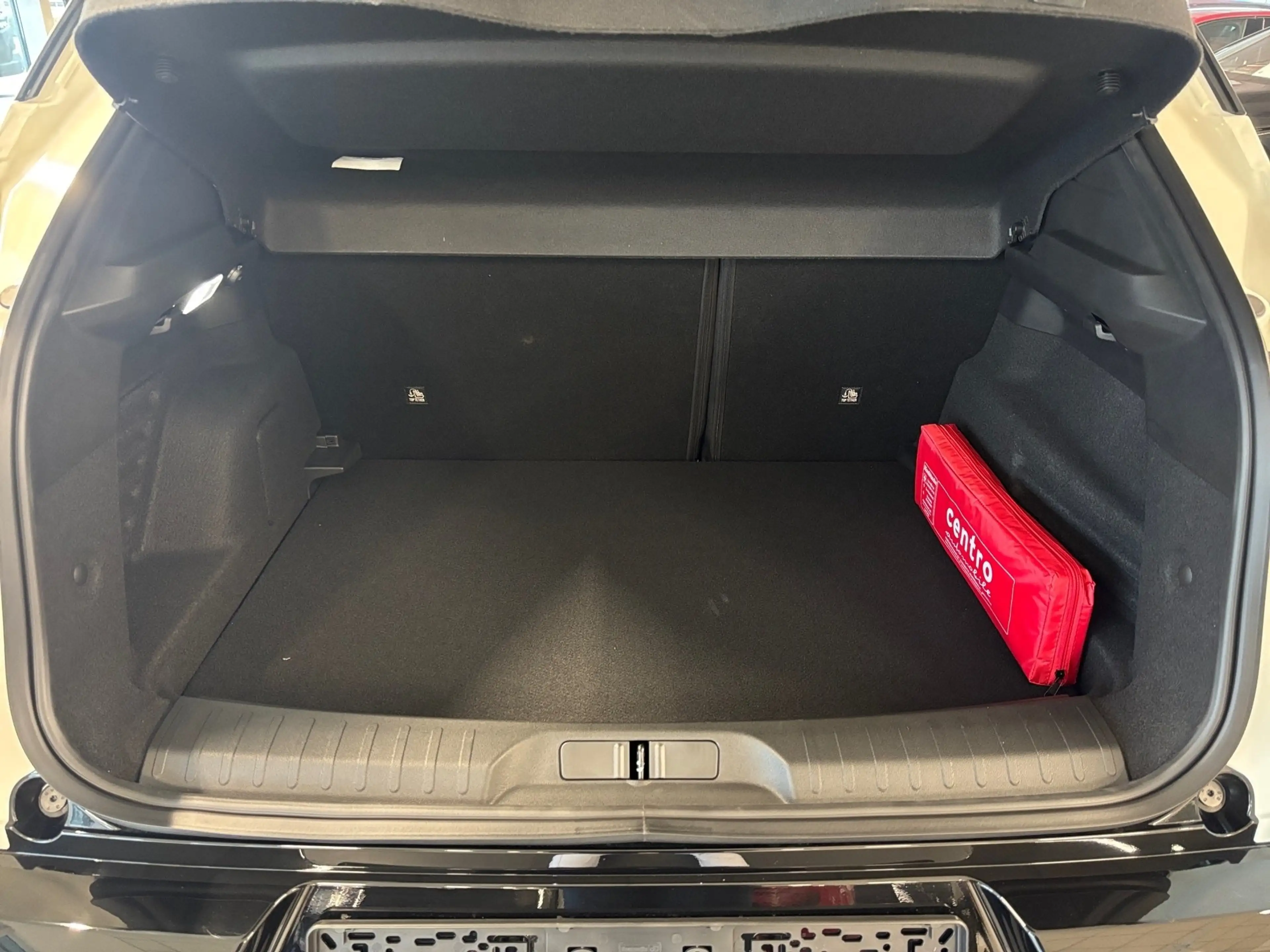 Alfa Romeo Junior Junior Q4 1.2 VGT Ibrida Ti 4Jahre GARANTIE — photo 12