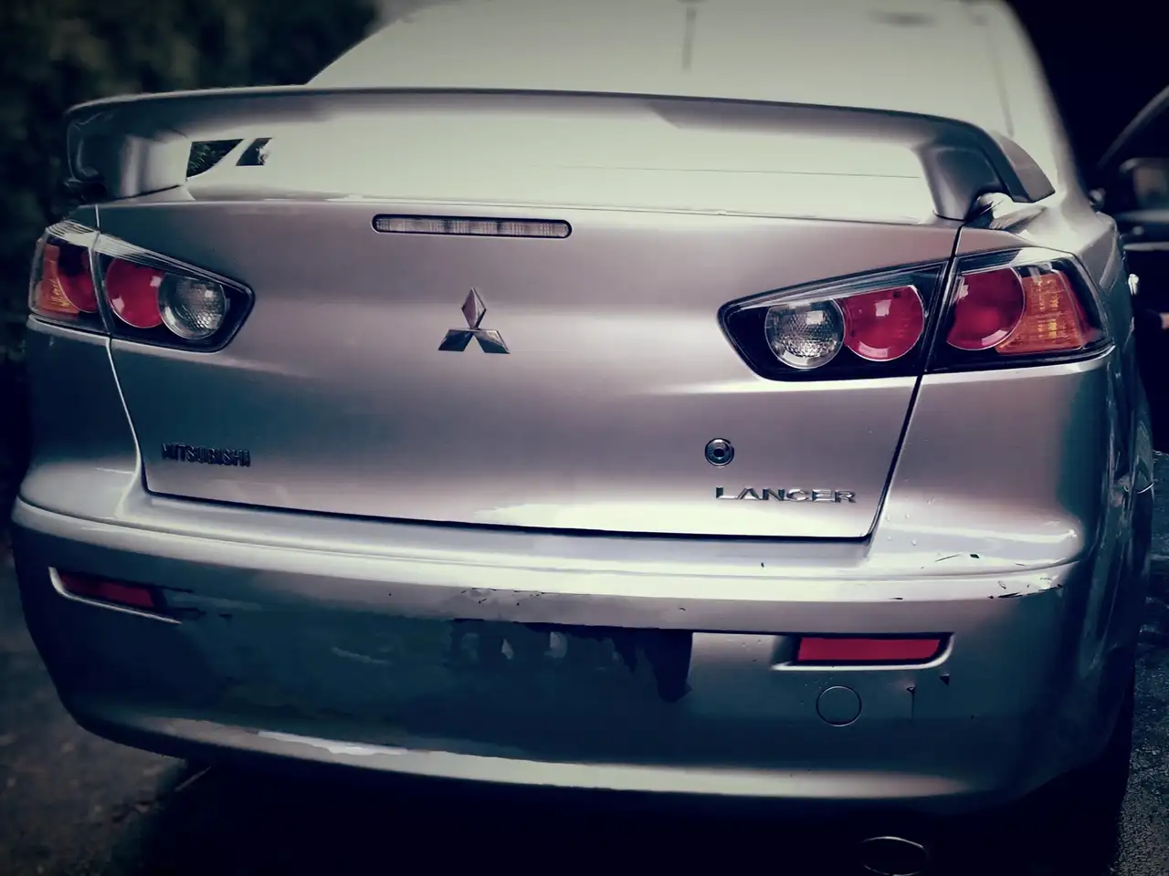 Mitsubishi Lancer снимка Mitsubishi Lancer