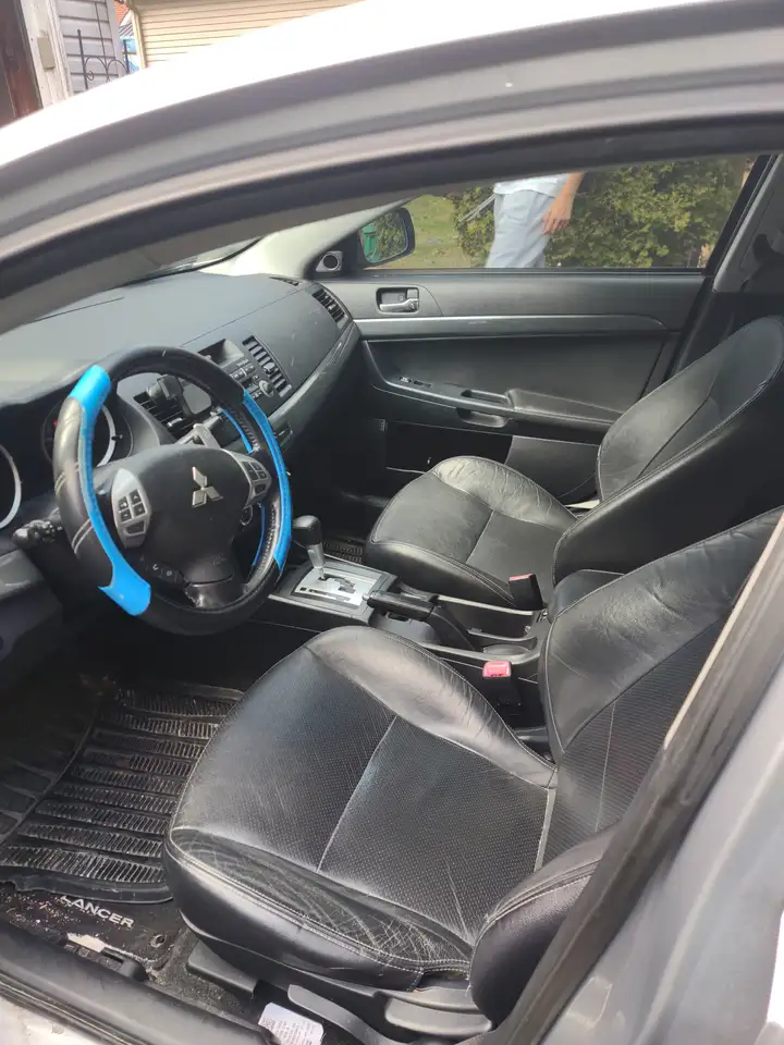 Mitsubishi Lancer снимка Mitsubishi Lancer