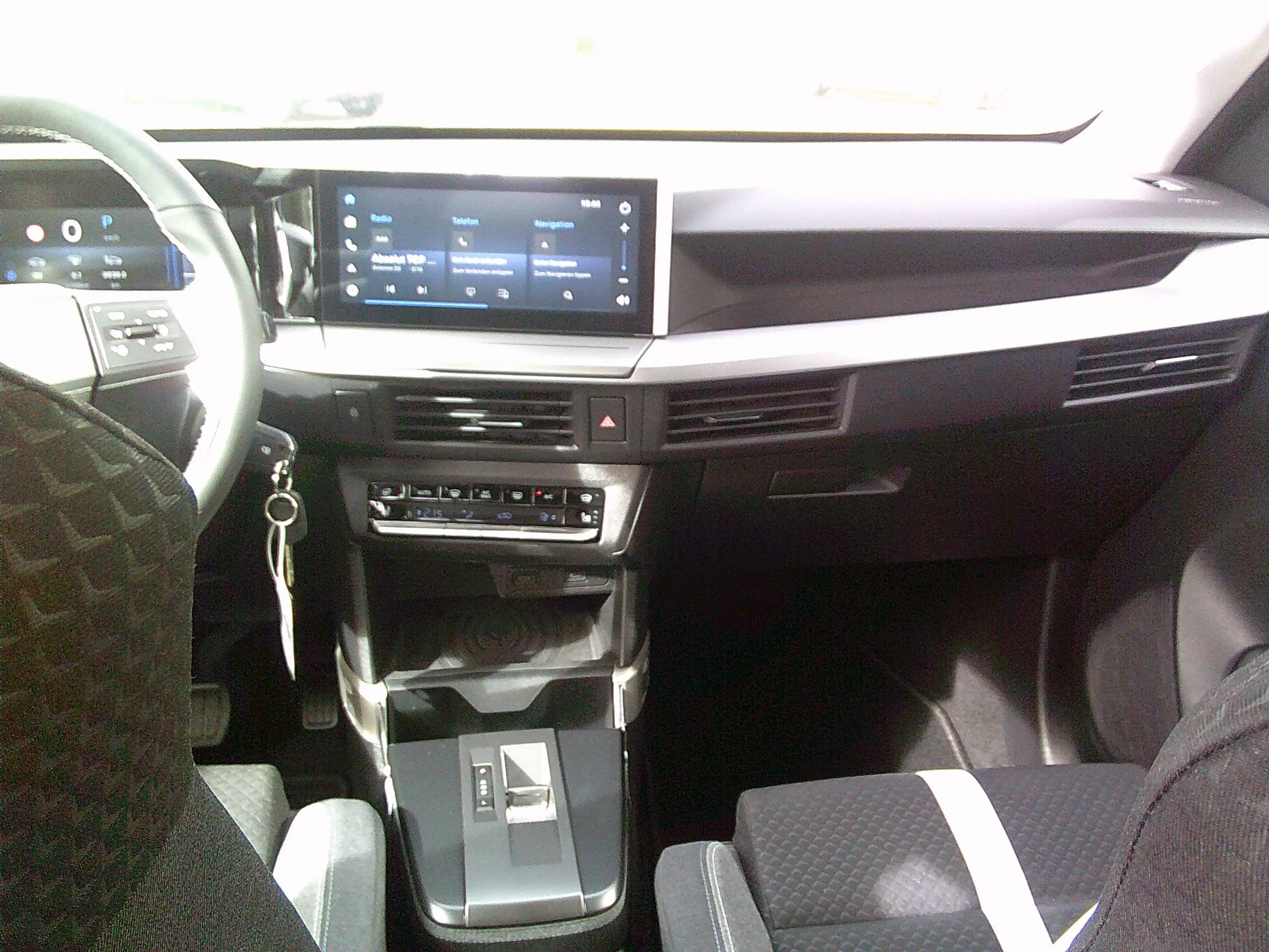 Opel Frontera Frontera 1.2Turbo Hybrid 48V GS — photo 13