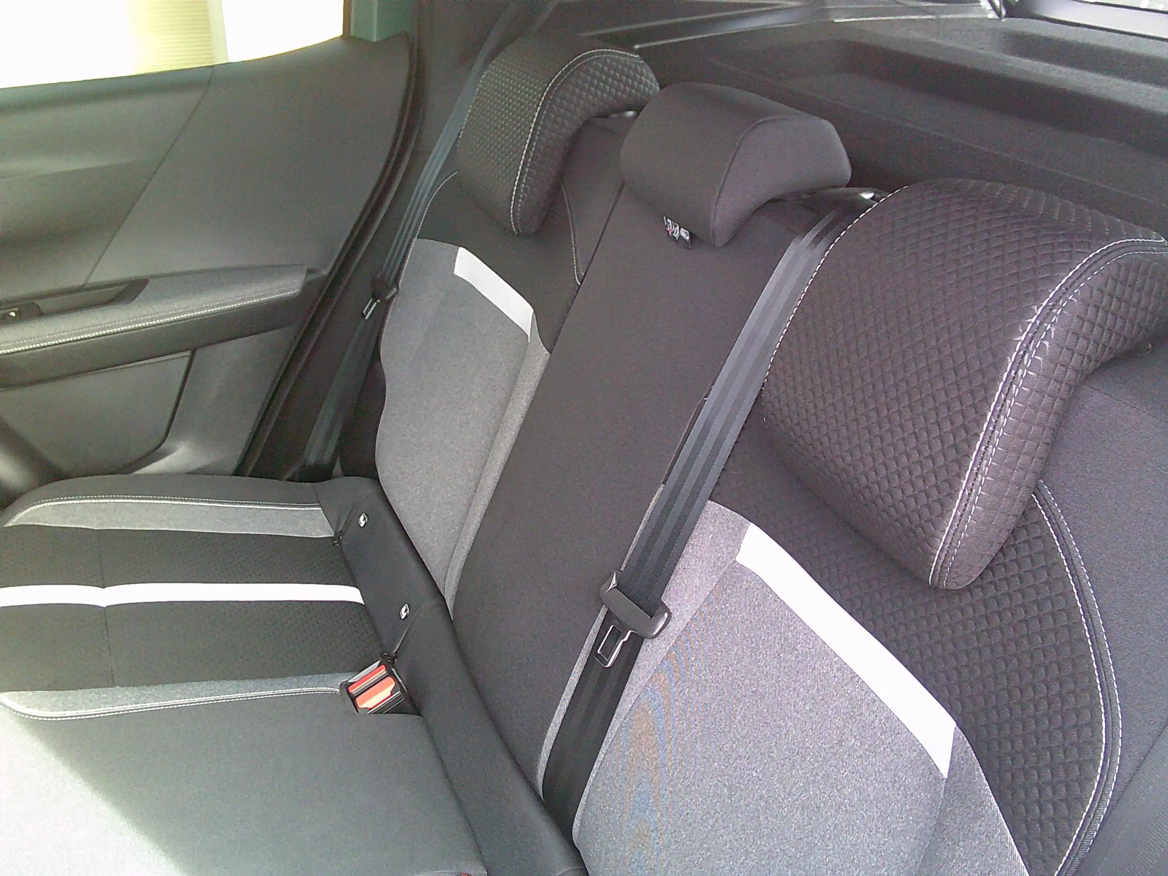 Opel Frontera Frontera 1.2Turbo Hybrid 48V GS — photo 11