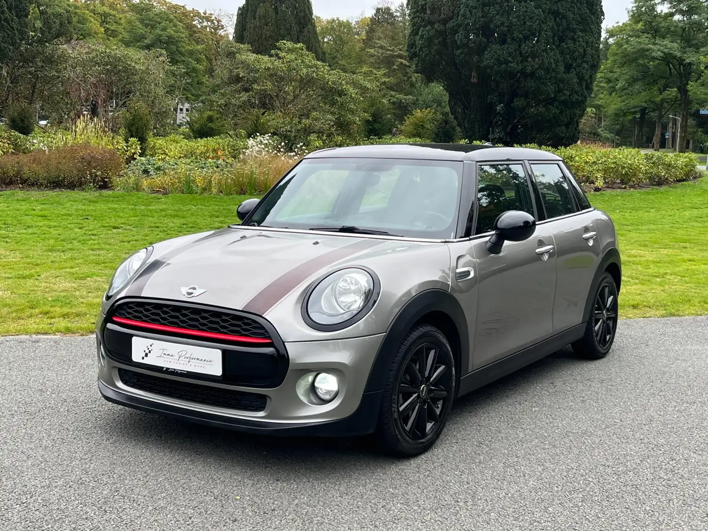 MINI John Cooper Works Mini 1.5 Business JCW - Navi Grijs - 2