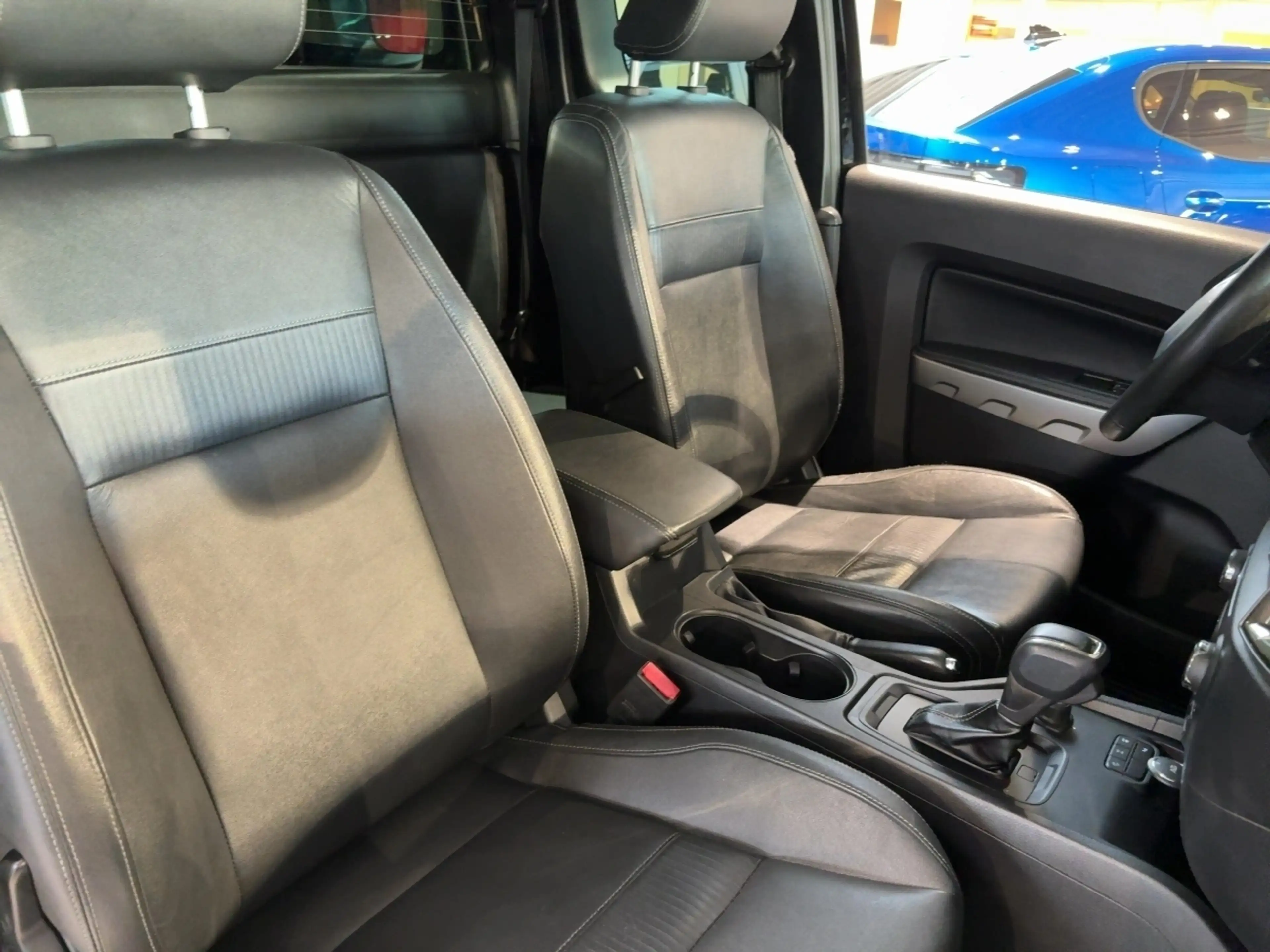 Ford Ranger 3,2l Extrakabine Limited Hardtop — photo 13