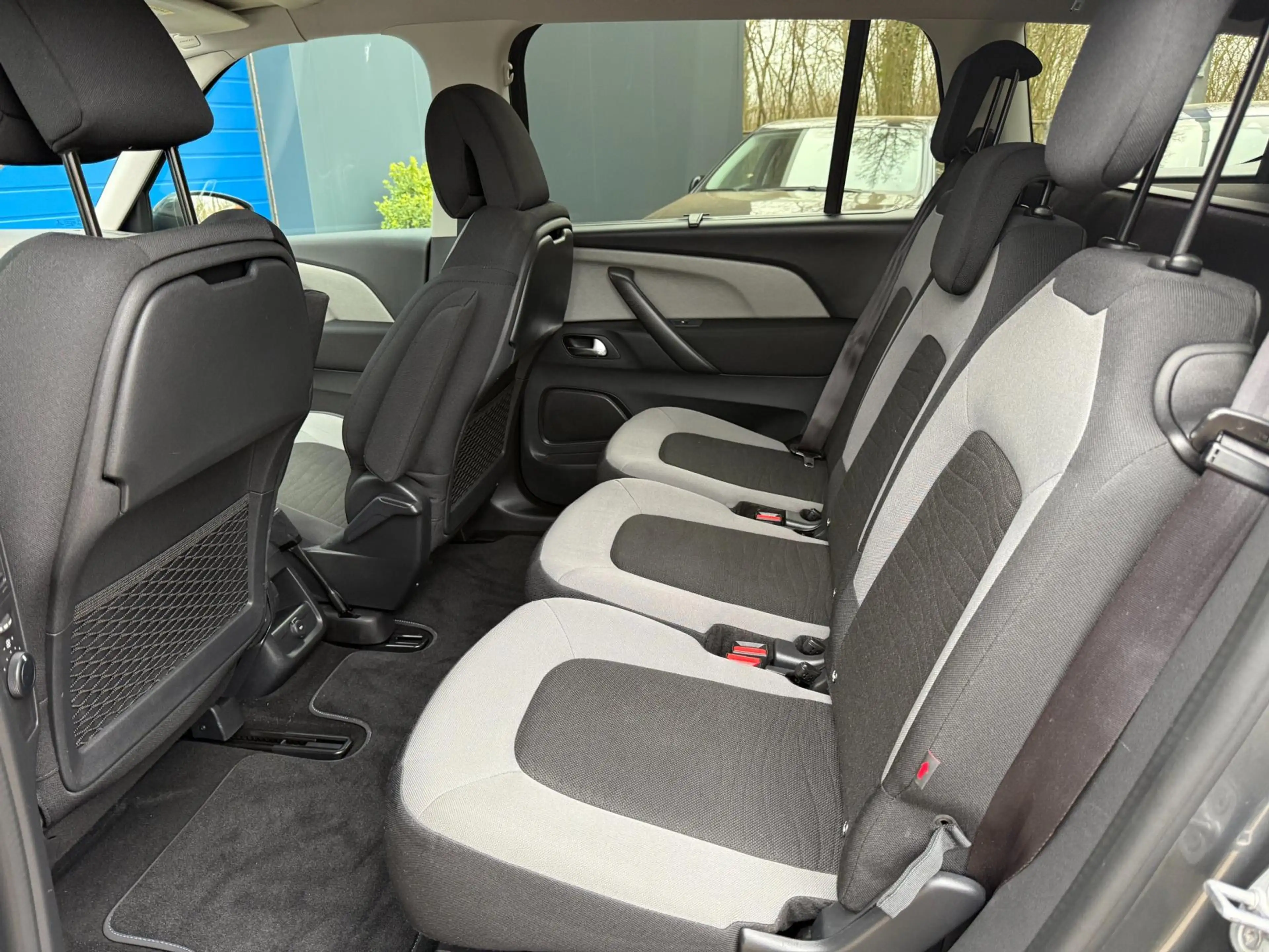 Citroen Grand C4 Picasso 1.6 THP Intensive 7P|Navi.|Climate — photo 9