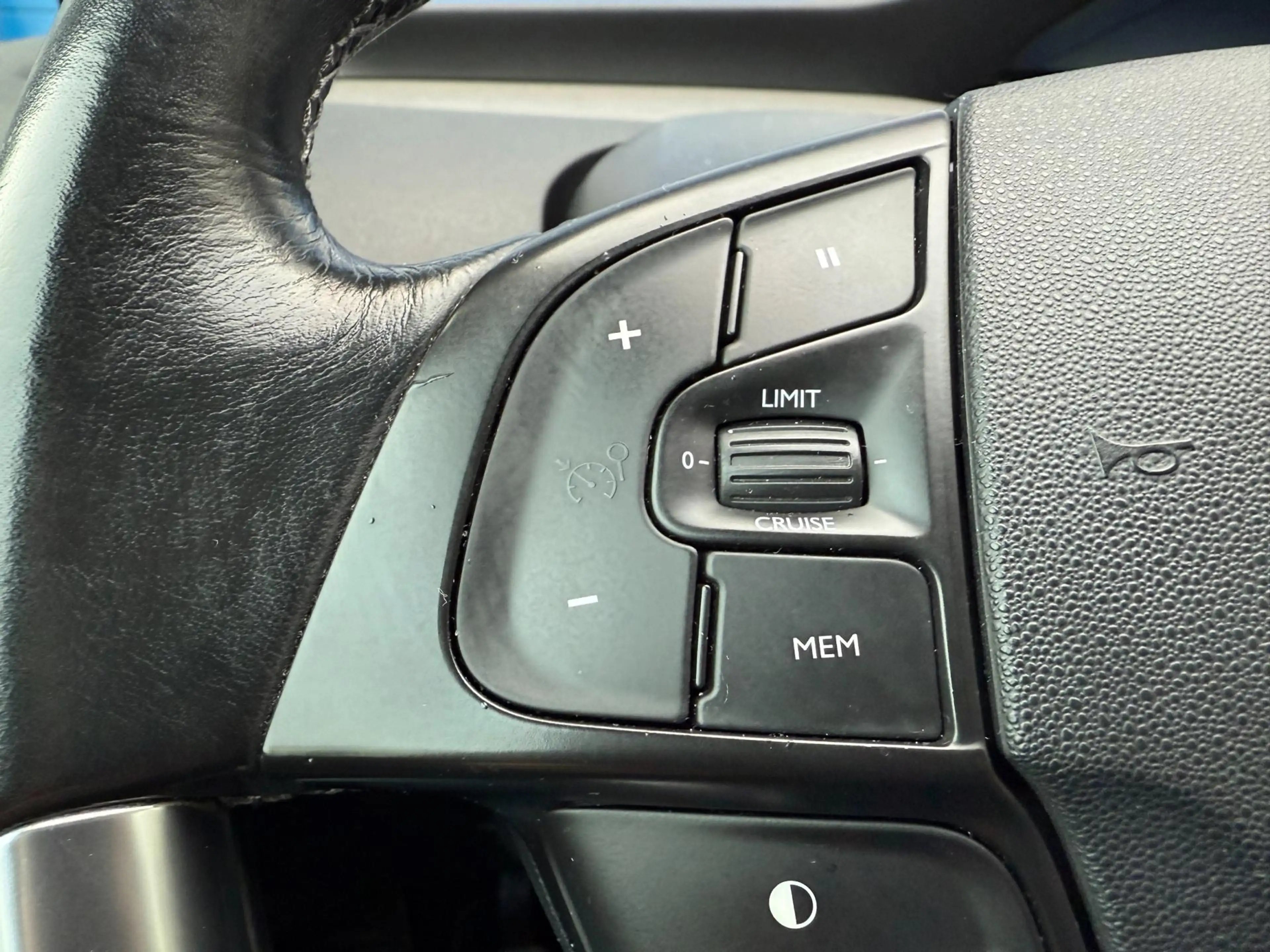Citroen Grand C4 Picasso 1.6 THP Intensive 7P|Navi.|Climate — photo 11