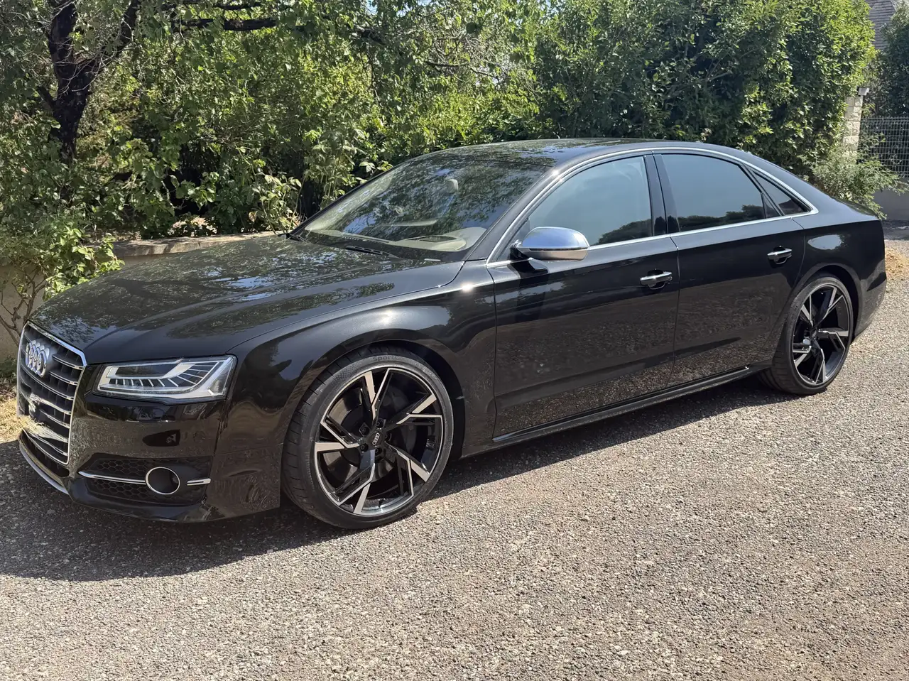 Audi S8