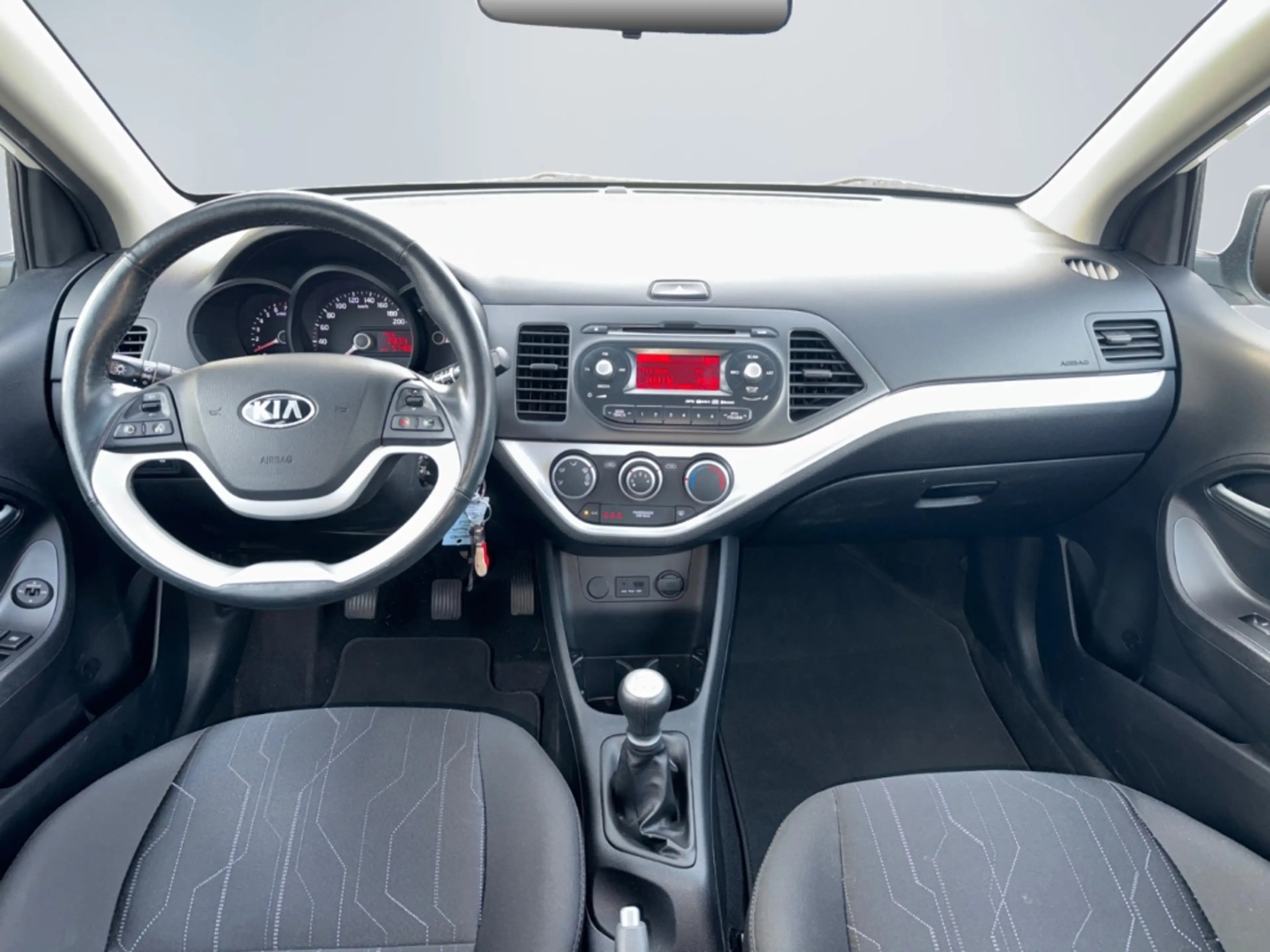 Kia Picanto 1.2 World Cup ed. Klima Apple CarPlay Android Auto — photo 10