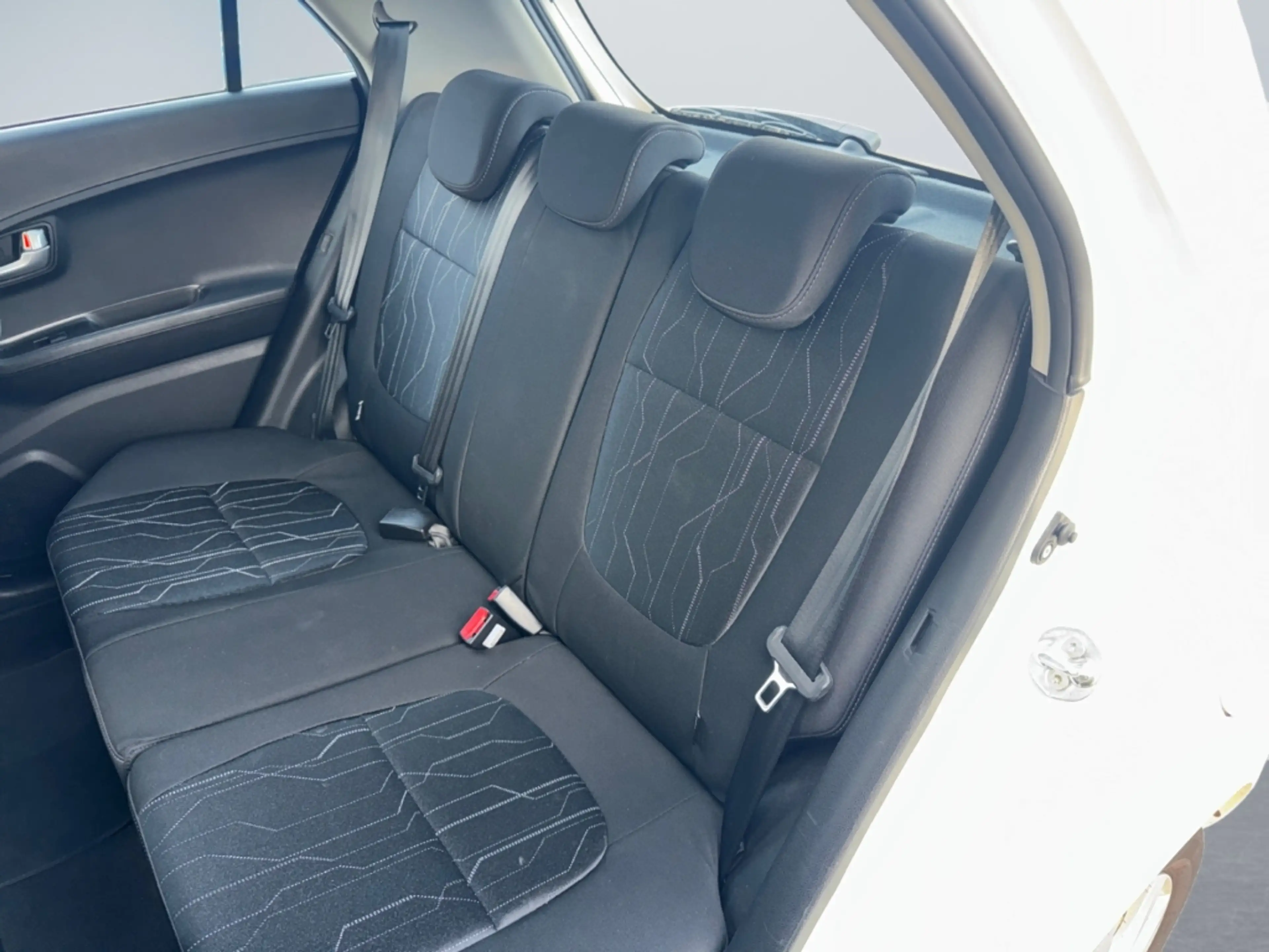 Kia Picanto 1.2 World Cup ed. Klima Apple CarPlay Android Auto — photo 13