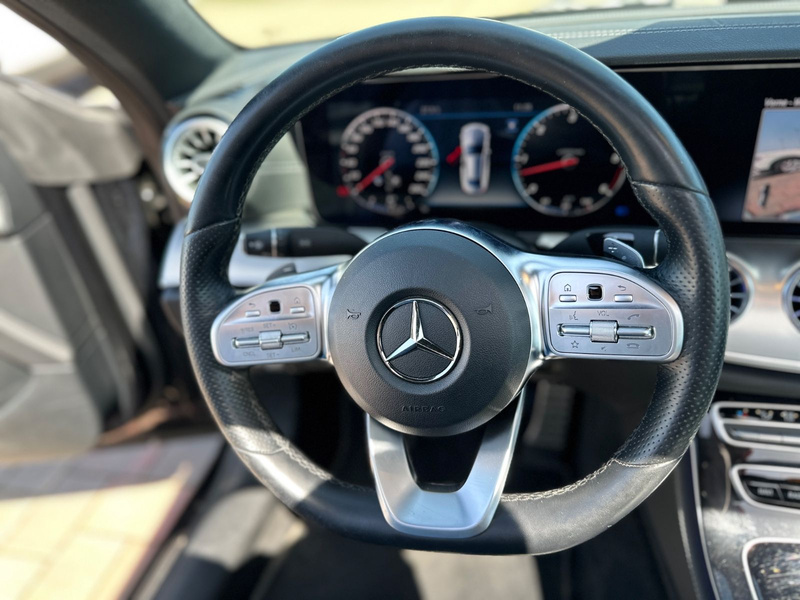 Mercedes-Benz E 400 d Coupe 4Matic AMG-LINE*PANO*360°*LED* — photo 13
