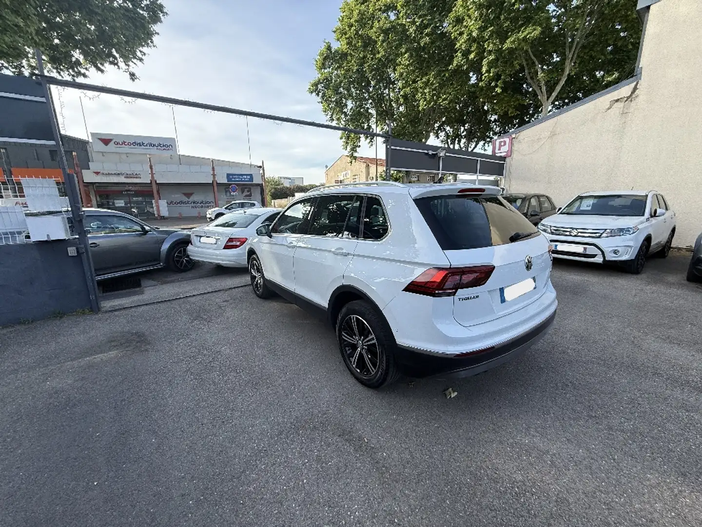 Volkswagen Tiguan 2.0 TDI 150 DSG7 4Motion Carat - 2