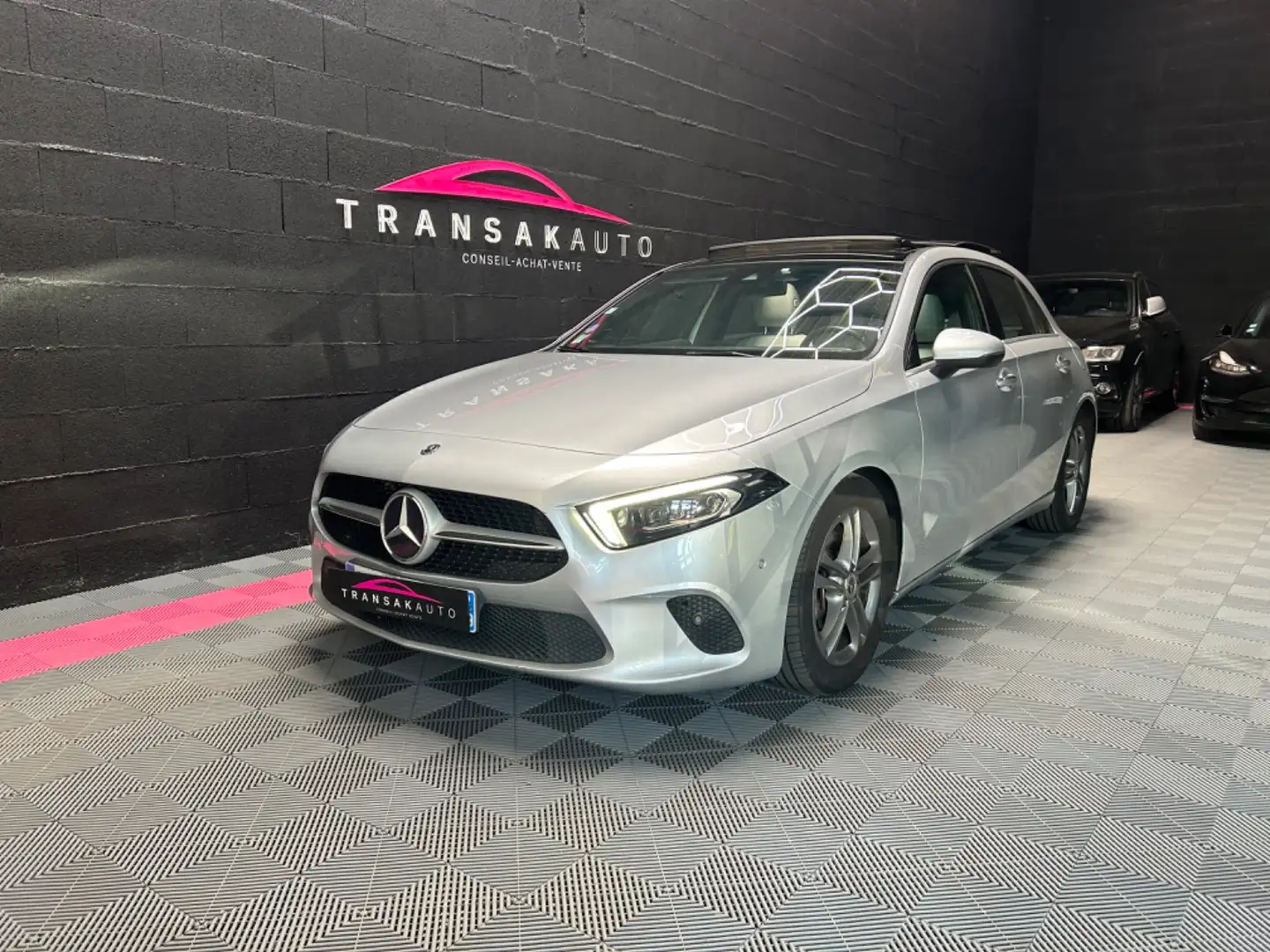 Mercedes-Benz Business Line Gris - 1