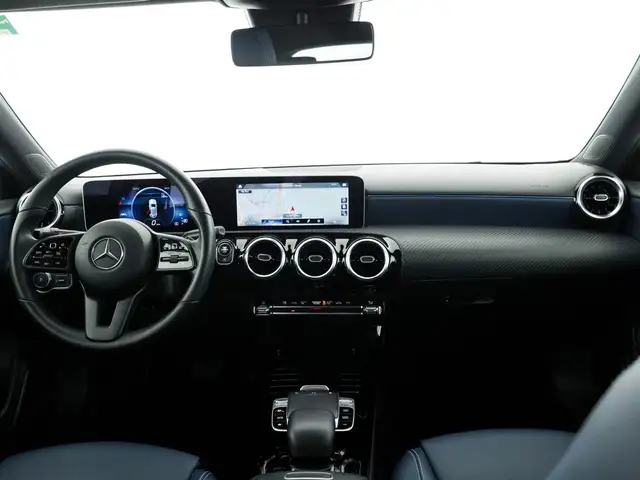 Mercedes-Benz A-Class view 9