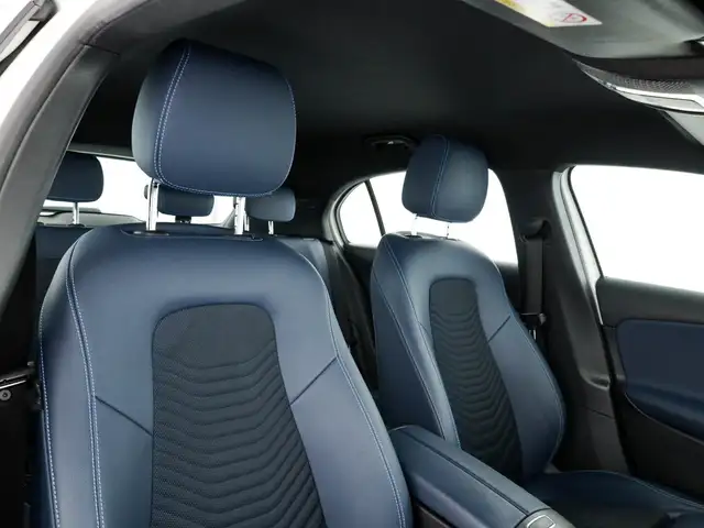 Mercedes-Benz A-Class view 12