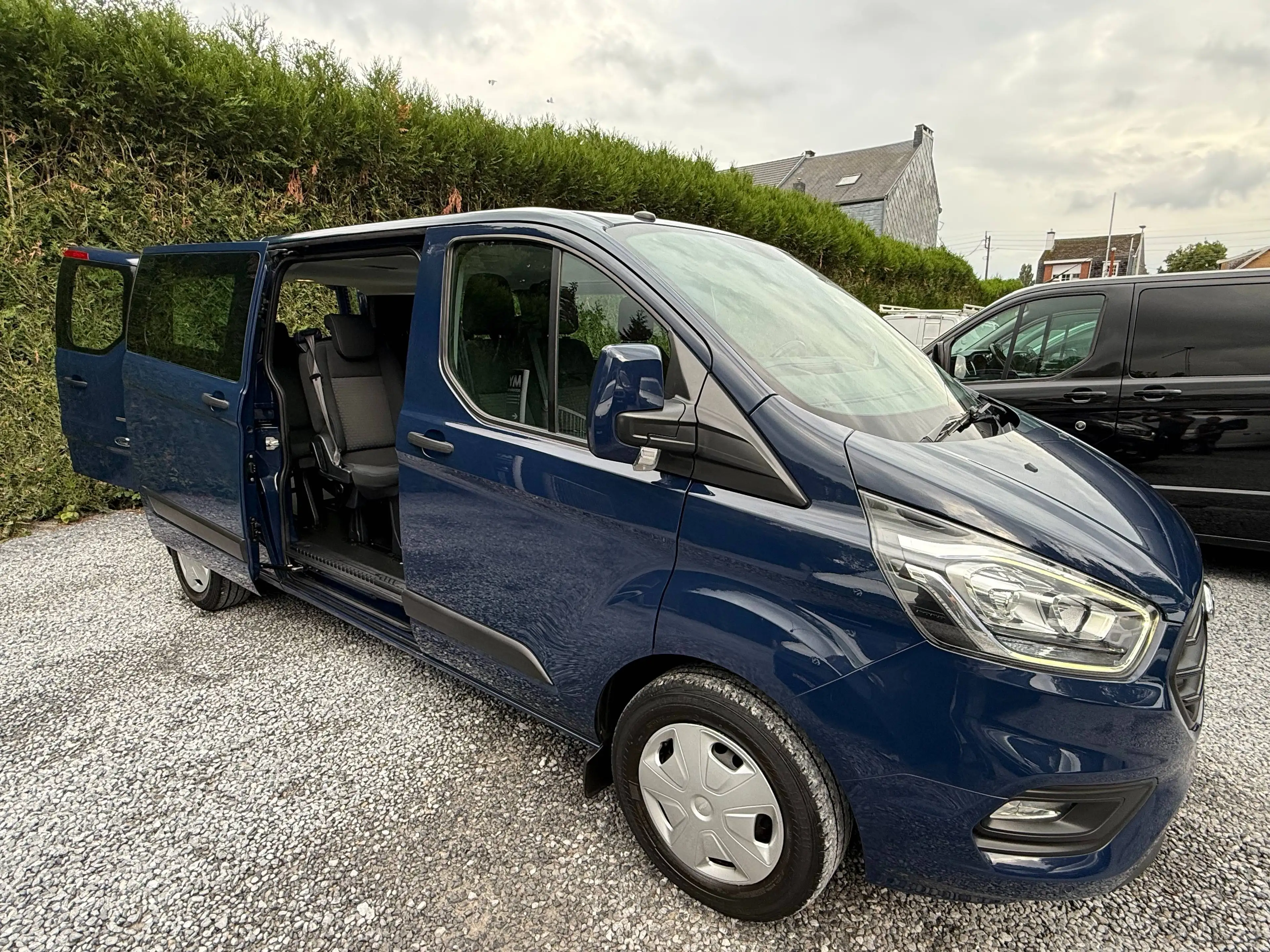 Ford Transit Custom 2.0 TDCi - 9 PLACES  - 131 CHX - 101.000 KM - EURO 6b - TVA DEDUCTIBLE - A VOIR - — photo 12