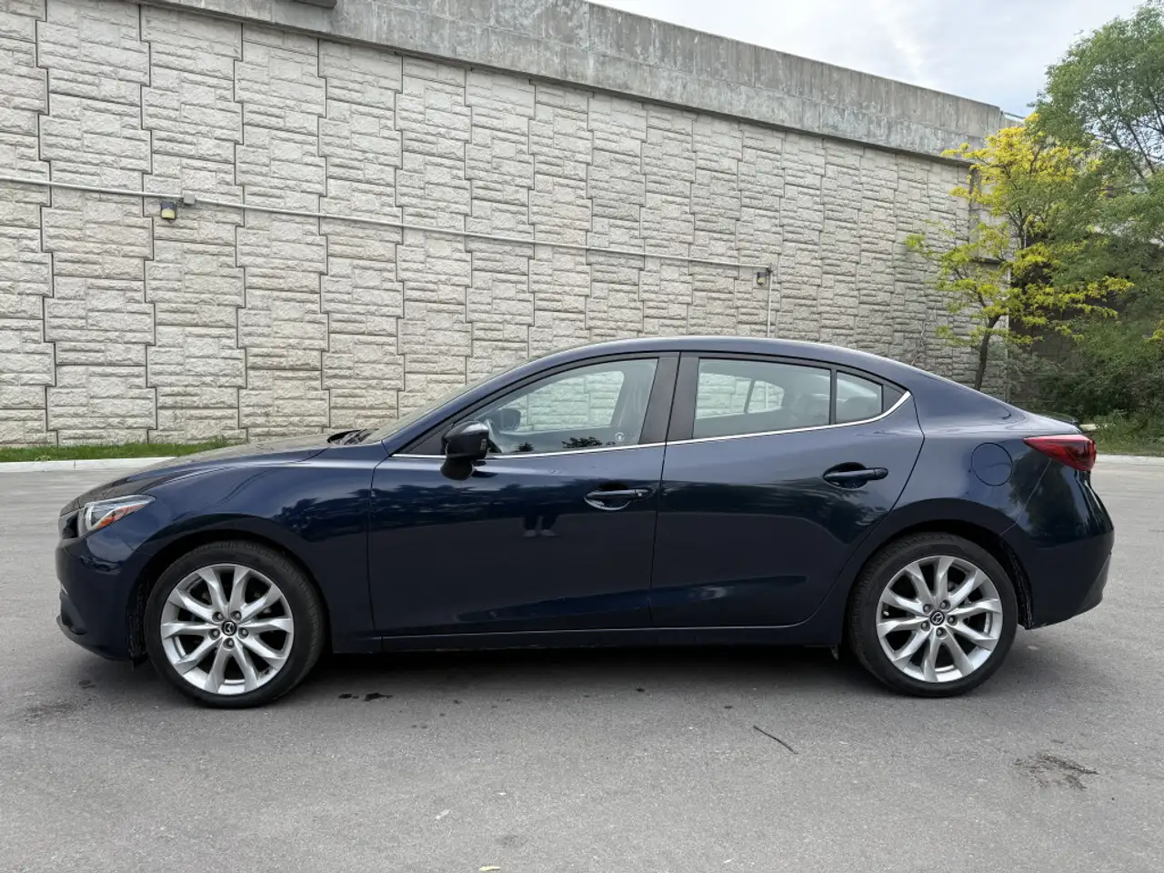 Mazda 3 снимка Mazda 3