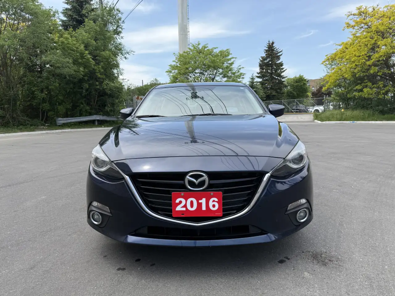 Mazda 3 снимка Mazda 3