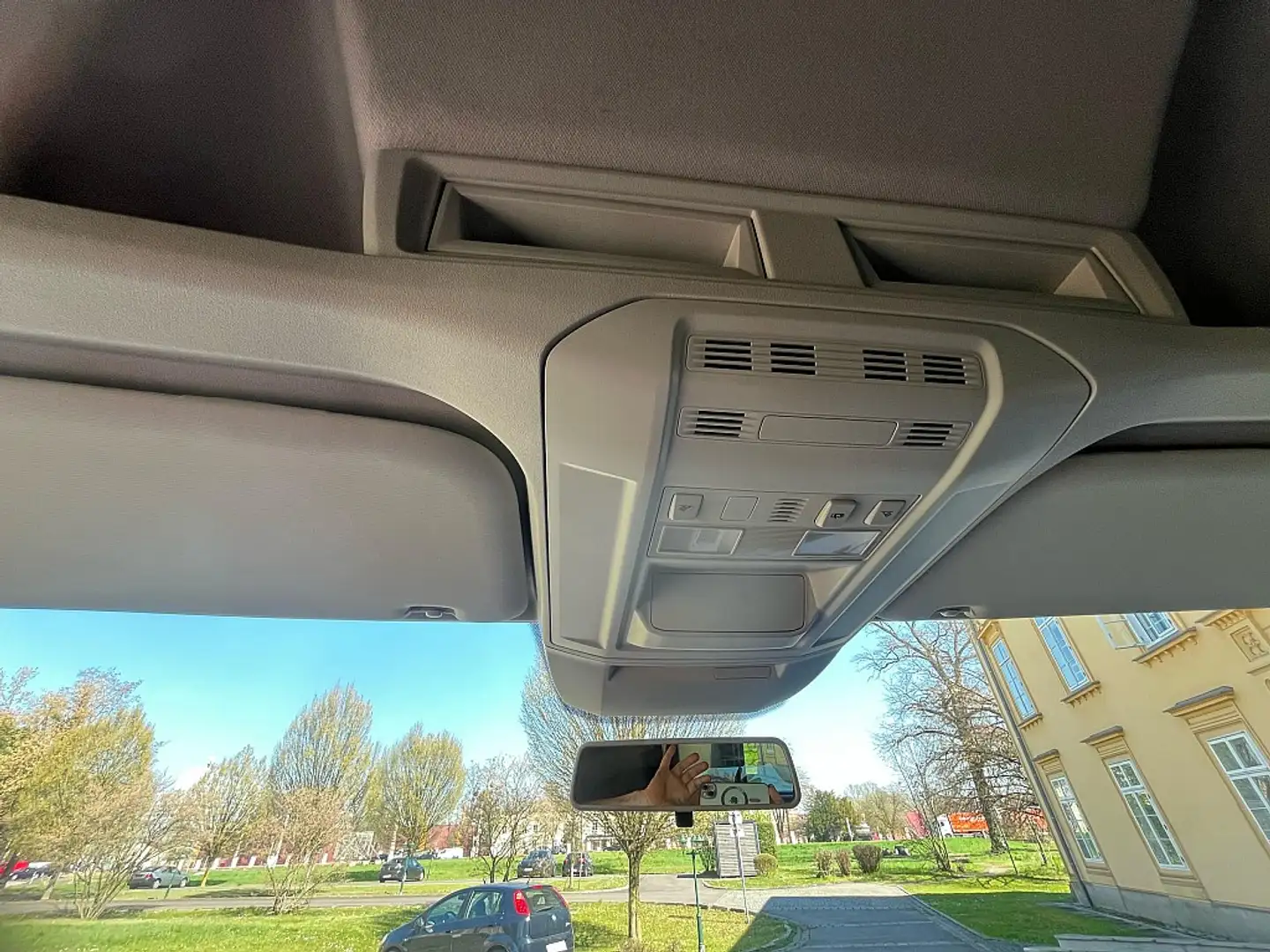 Volkswagen Crafter 35 Kasten MR L3H3 2,0-I-TDI 1.Besitz ÖAMTC GUTA... Rouge - 2