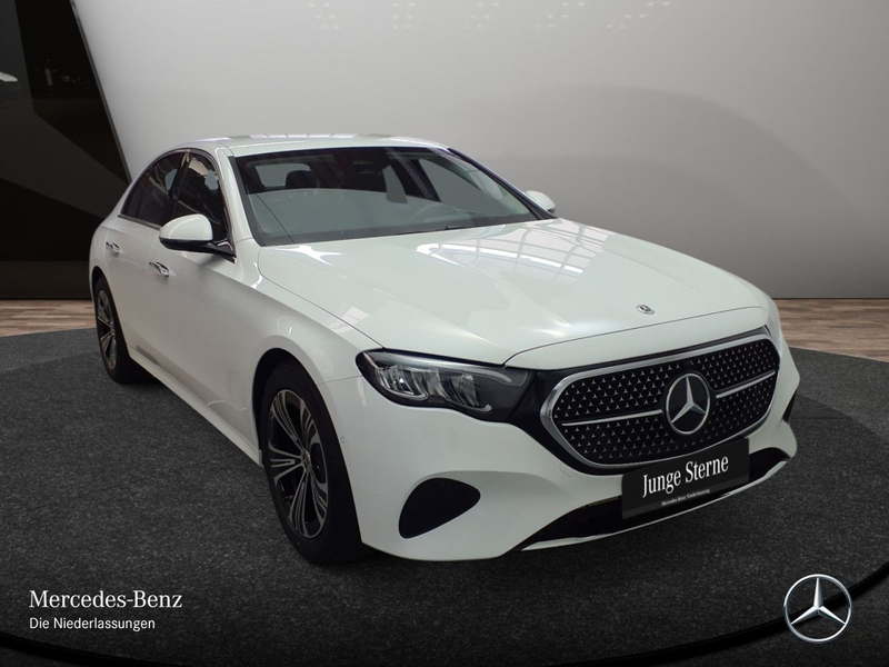 Mercedes-Benz E 200 Avantgarde Distr. LED Kamera Spurhalt-Ass 9G — photo 5