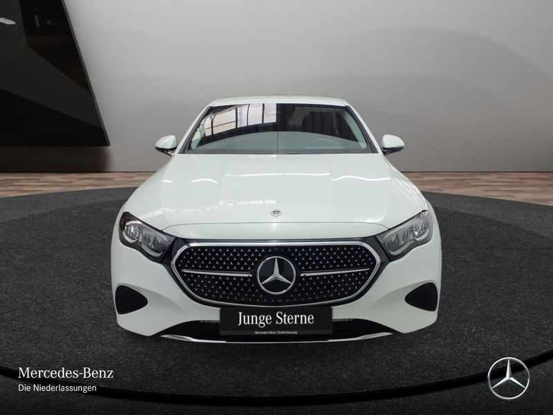 Mercedes-Benz E 200 Avantgarde Distr. LED Kamera Spurhalt-Ass 9G — photo 3