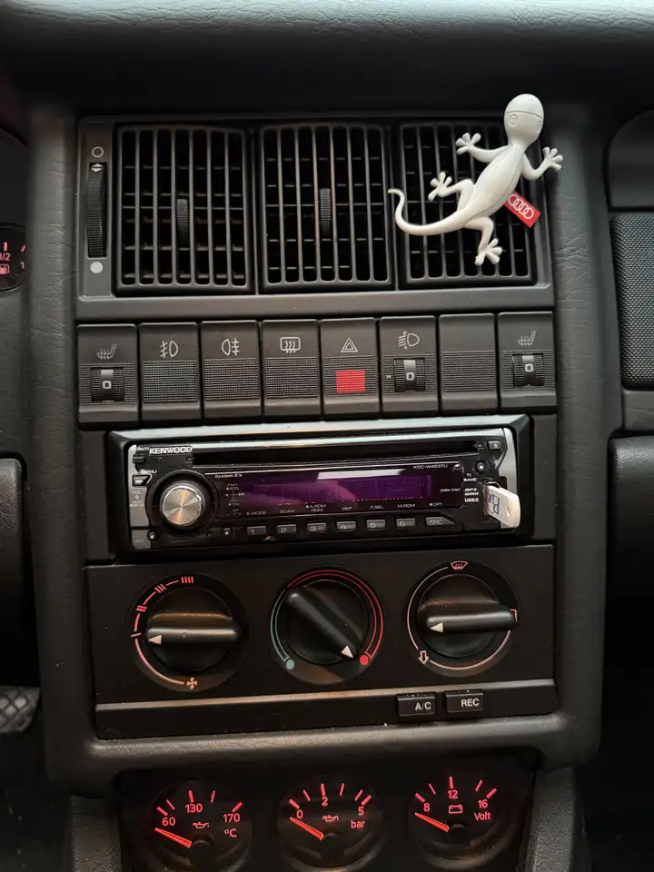 Audi Cabriolet 1.8, foto 3