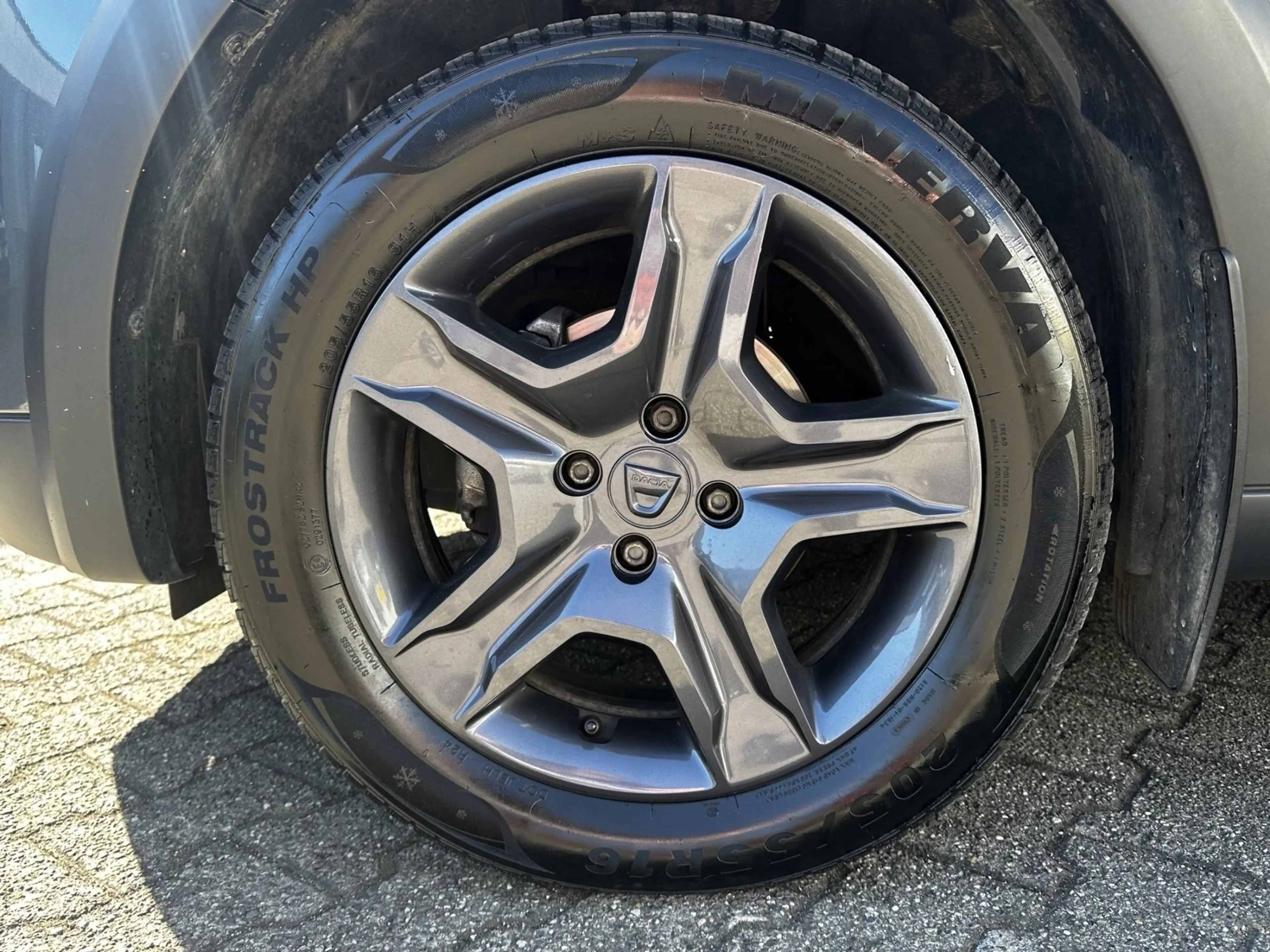 Dacia Logan MCV Kombi Stepway Celebration TCe 90 — photo 7