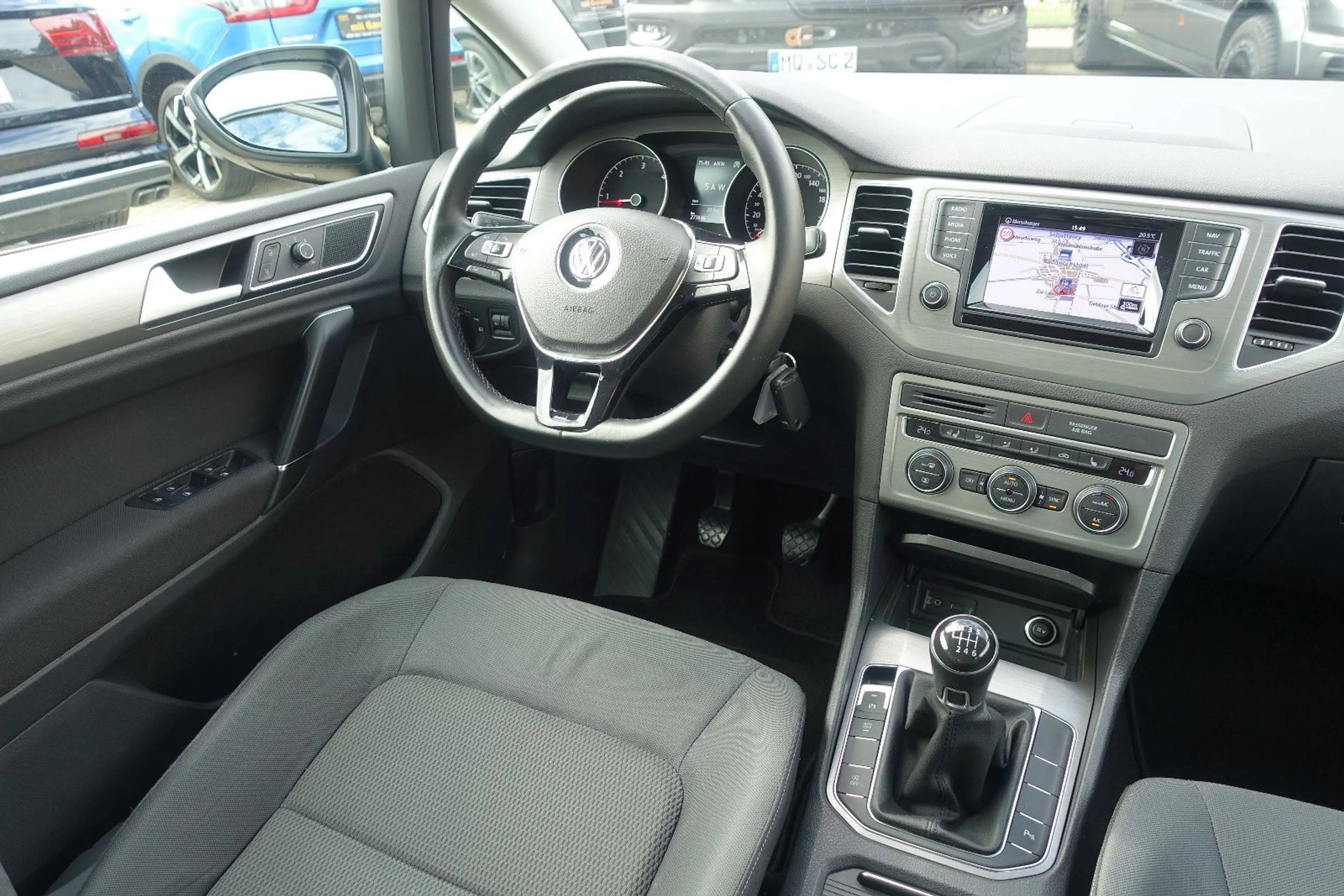 Volkswagen Golf Sportsvan VII*2-Z Klima*Tempomat*Navi*PDC* — photo 14
