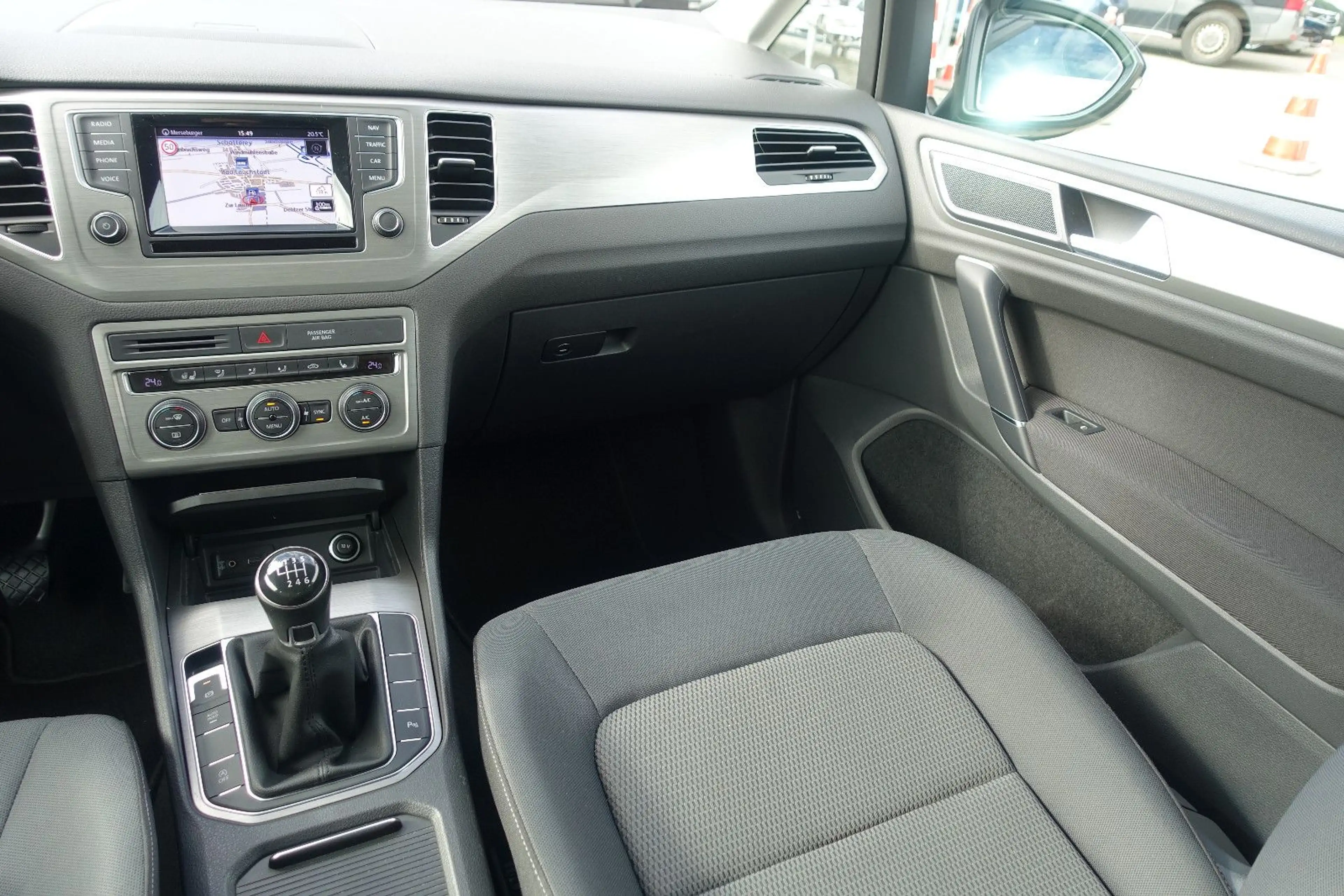 Volkswagen Golf Sportsvan VII*2-Z Klima*Tempomat*Navi*PDC* — photo 15