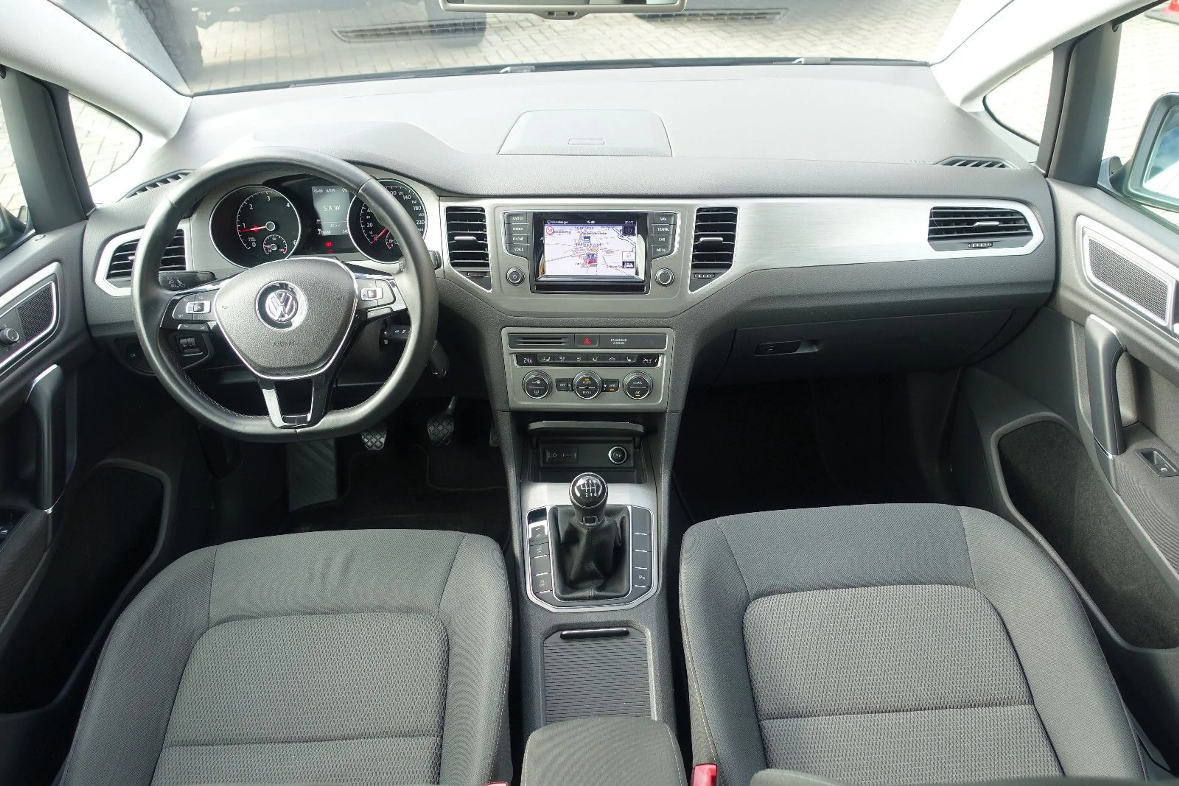 Volkswagen Golf Sportsvan VII*2-Z Klima*Tempomat*Navi*PDC* — photo 13