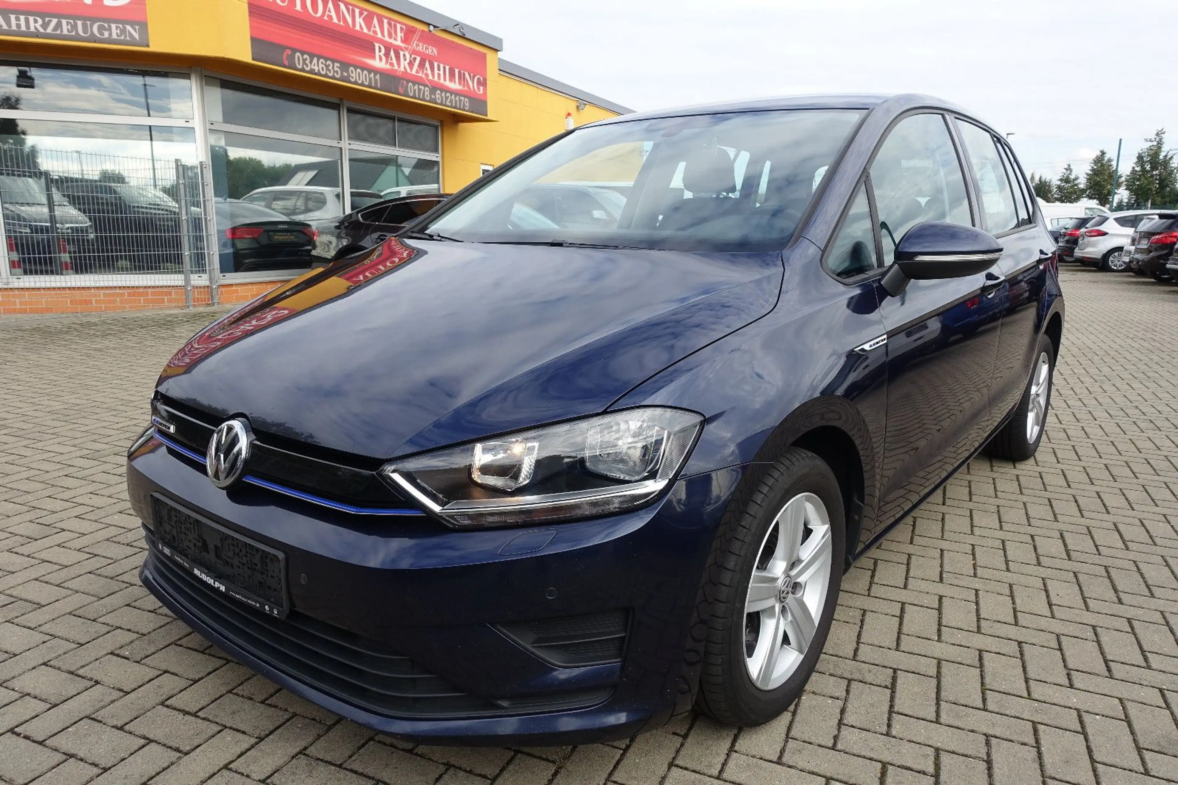 Volkswagen Golf Sportsvan VII*2-Z Klima*Tempomat*Navi*PDC*