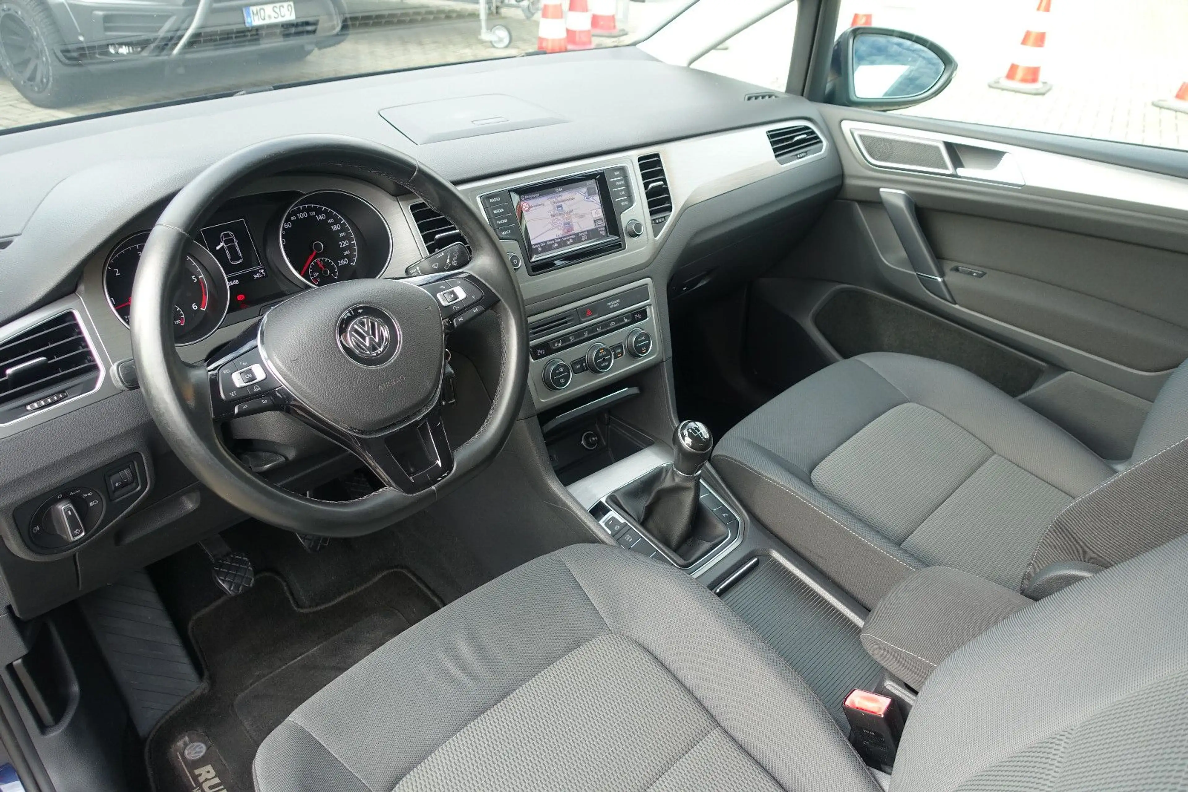 Volkswagen Golf Sportsvan VII*2-Z Klima*Tempomat*Navi*PDC* — photo 12