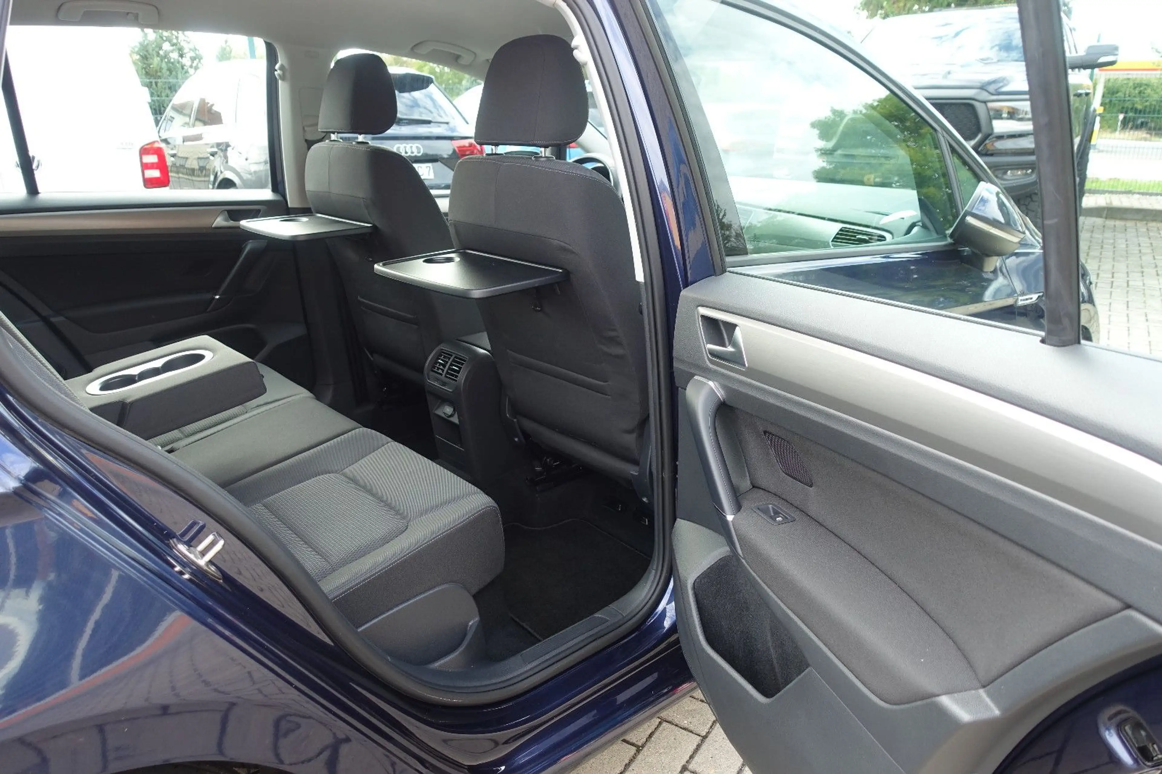 Volkswagen Golf Sportsvan VII*2-Z Klima*Tempomat*Navi*PDC* — photo 22