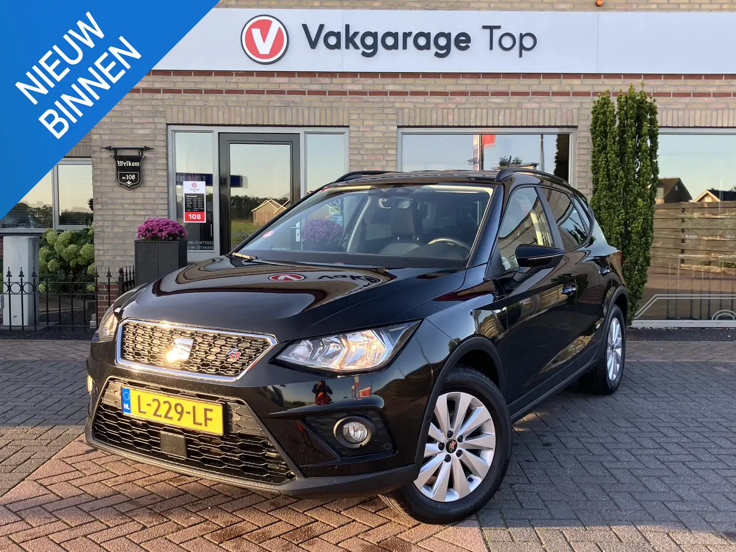SEAT Arona 1.0 TSI Style Business Intense | Trekhaak | NL-aut Schwarz - 1