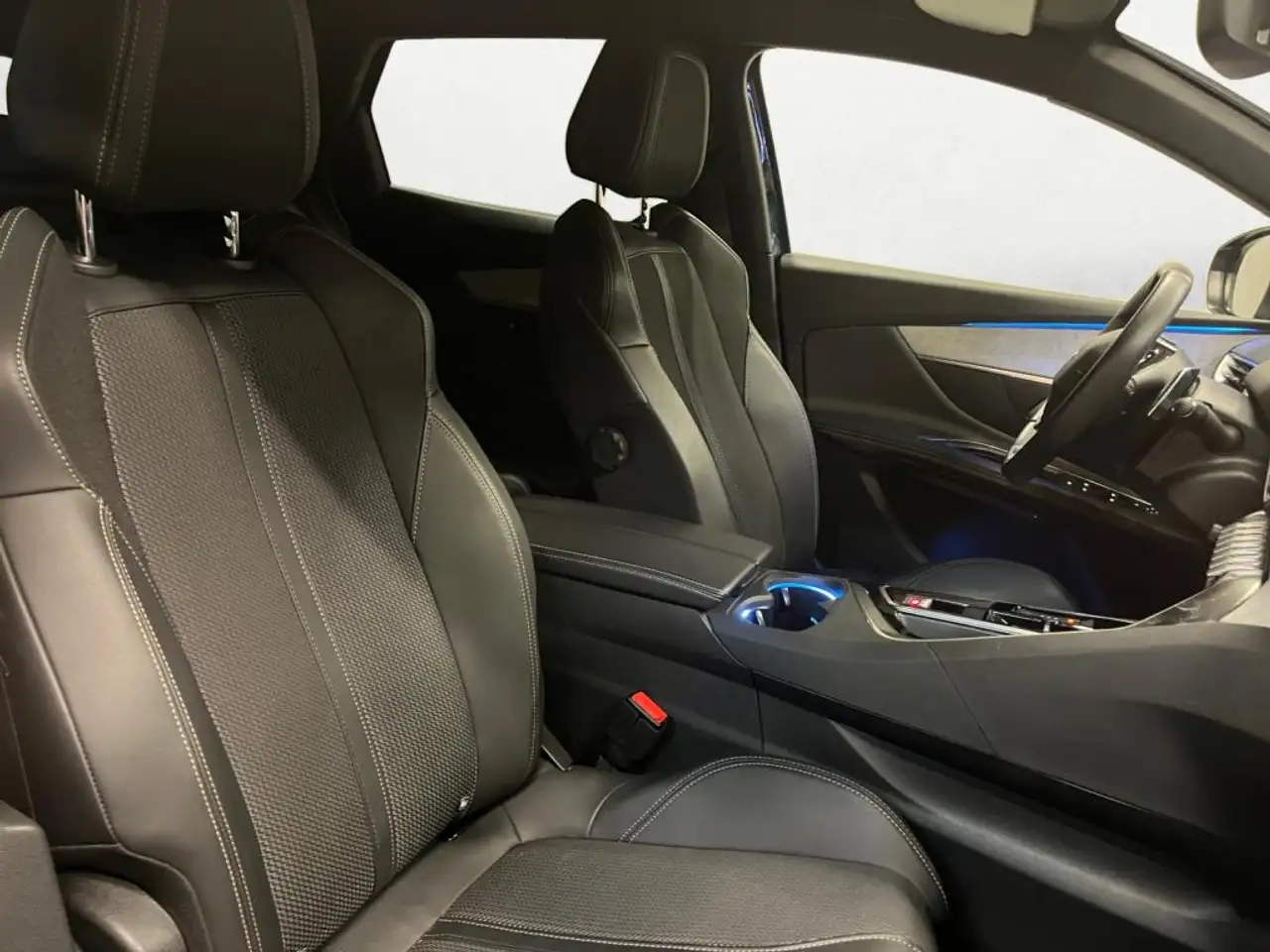 Peugeot 3008 3008 — photo 11