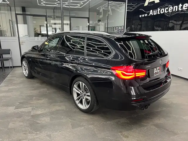 BMW 3 Series view 7