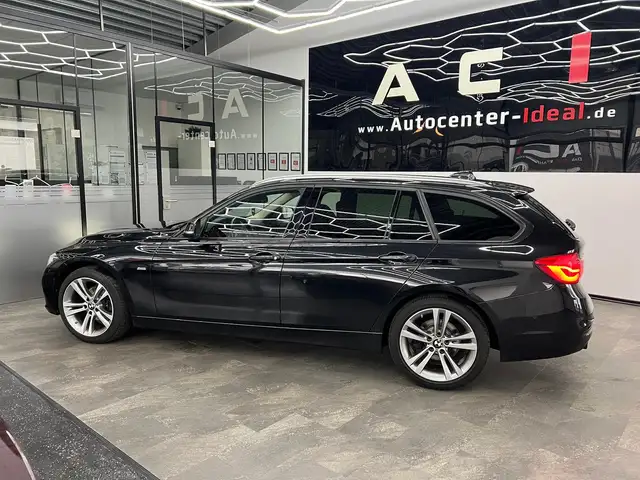 BMW 3 Series view 5