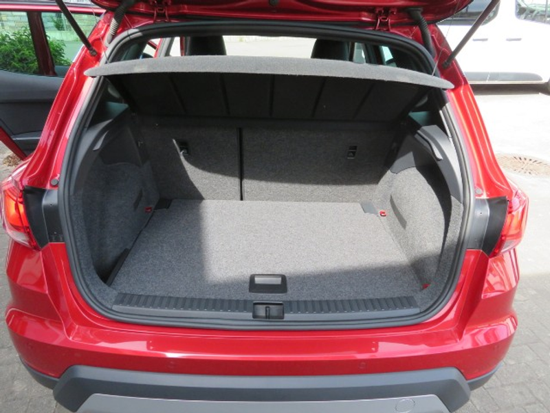 SEAT Arona 1.5 TSI FR NAVI Kamera LED BeatsAudio Alu 18"+ Win — photo 9