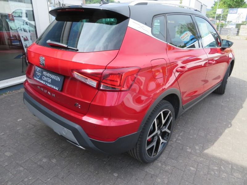 SEAT Arona 1.5 TSI FR NAVI Kamera LED BeatsAudio Alu 18"+ Win — photo 4