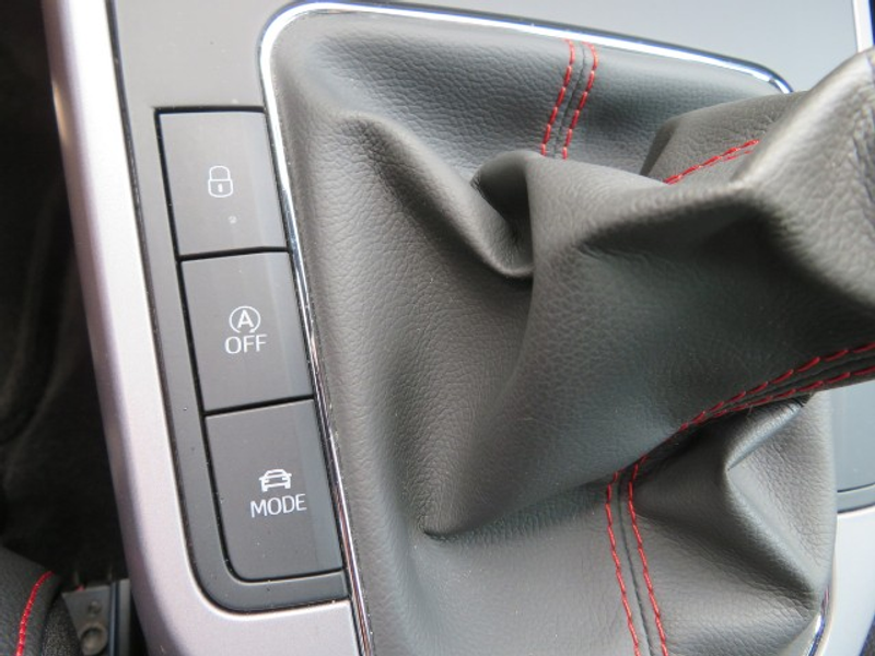 SEAT Arona 1.5 TSI FR NAVI Kamera LED BeatsAudio Alu 18"+ Win — photo 15