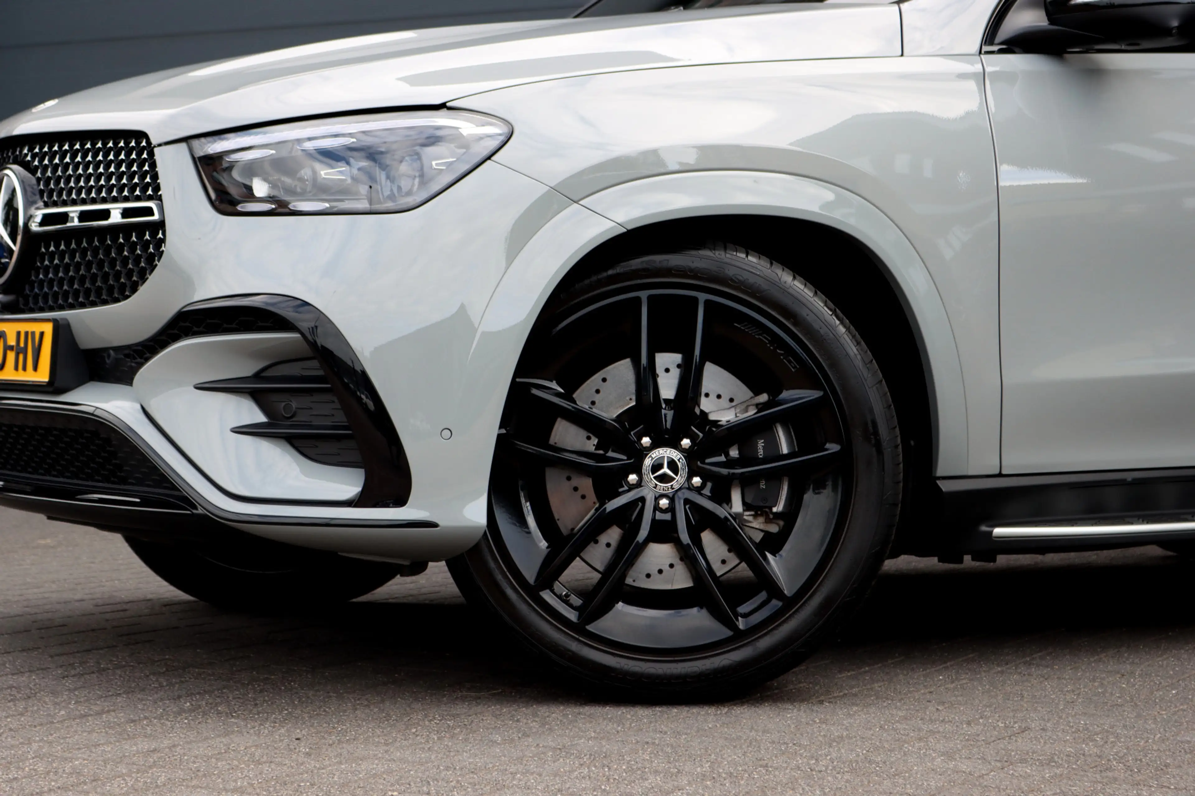 Mercedes-Benz GLE 400 e 4MATIC AMG Line Premium+ | Facelift | Luchtverin — photo 17
