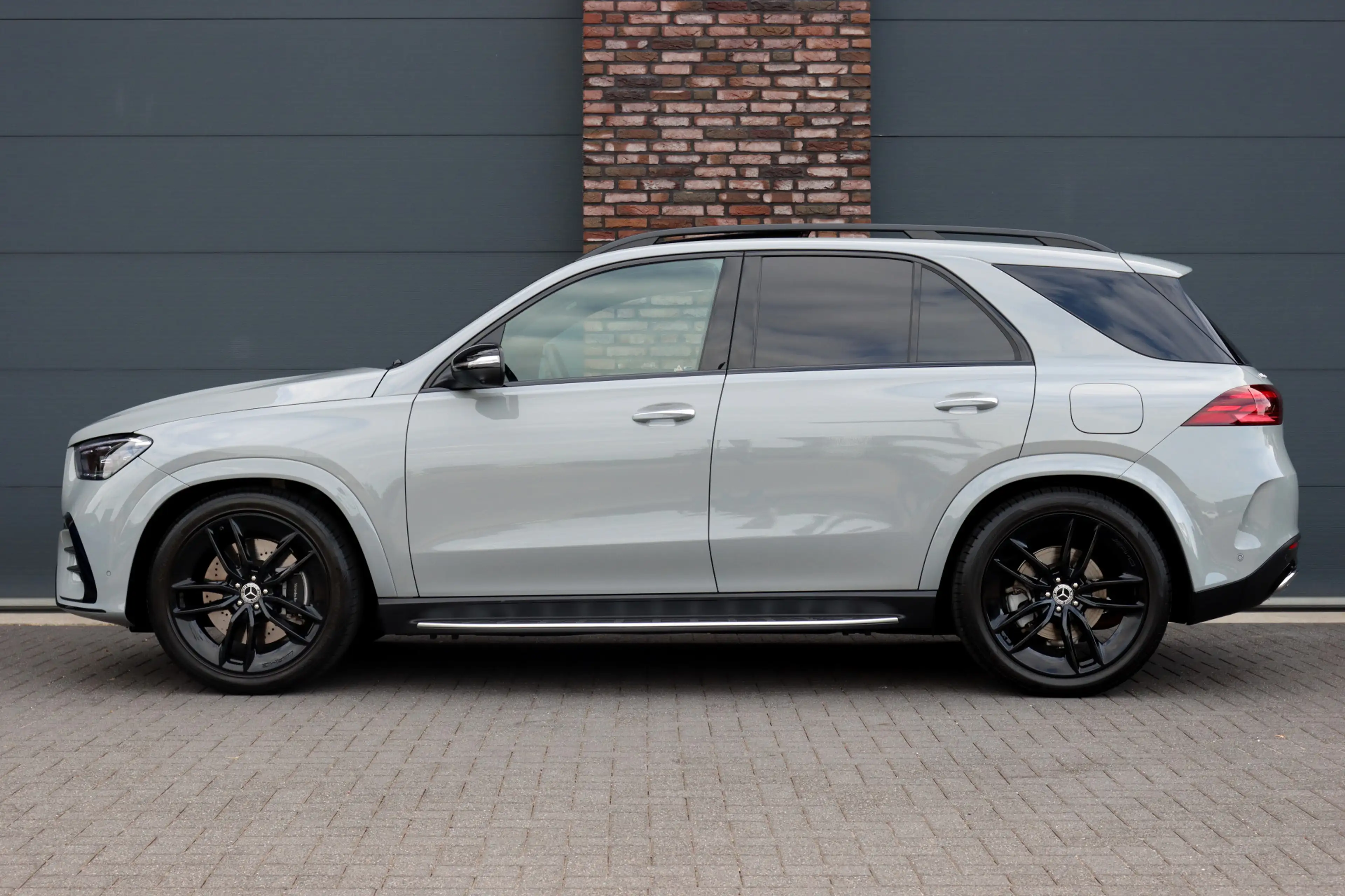 Mercedes-Benz GLE 400 e 4MATIC AMG Line Premium+ | Facelift | Luchtverin — photo 9
