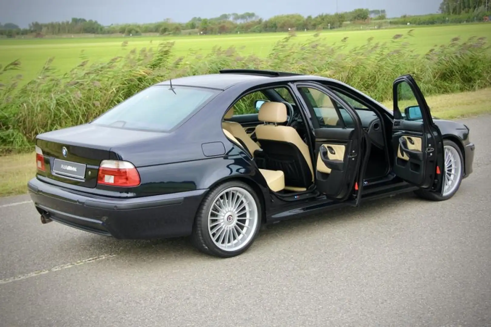 BMW 535 535i V8 245 PK M-Pakket, Carbon Swarz, Topstaat! Zwart - 2