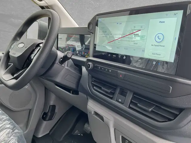 Ford Transit Custom view 4