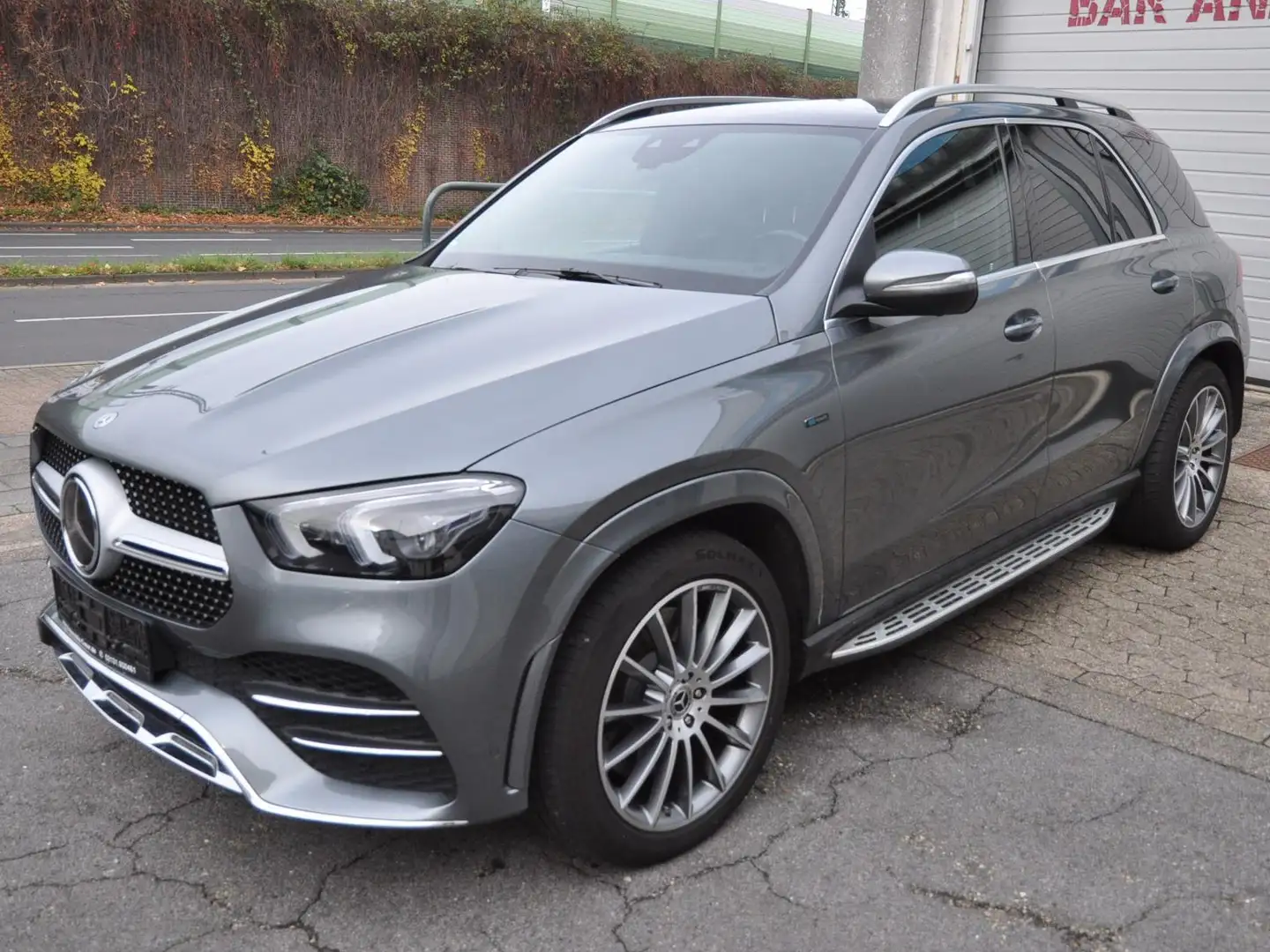 Mercedes-Benz GLE 350 GLE 350 de 4Matic*AMG-Pano-Luftfederung-Standheizu Grau - 1