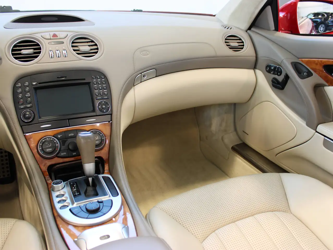 Mercedes-Benz SL fotografie Mercedes-Benz SL