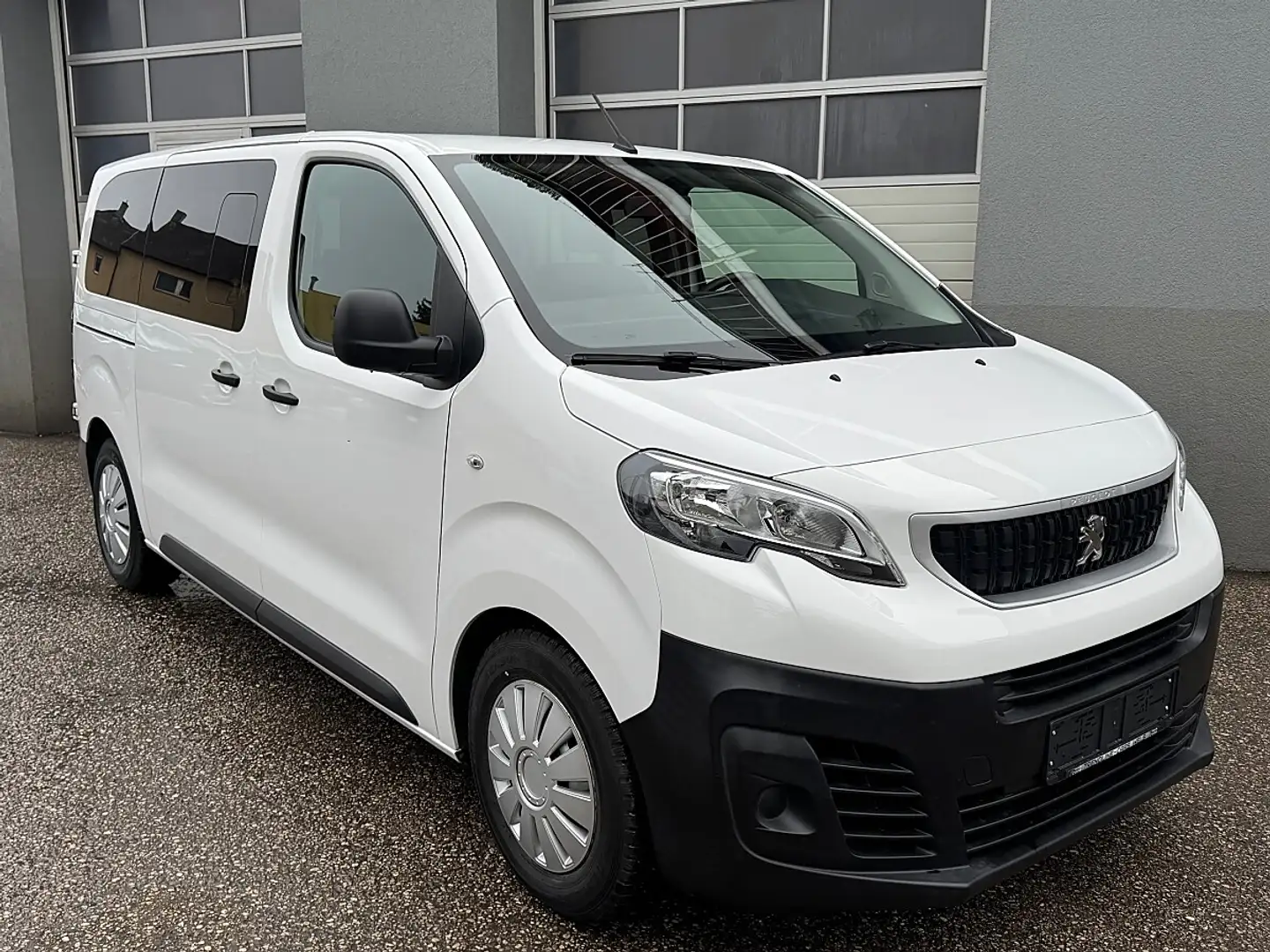 Peugeot Expert Kombi M BlueHDi 120 *9-SITZER* Weiß - 2