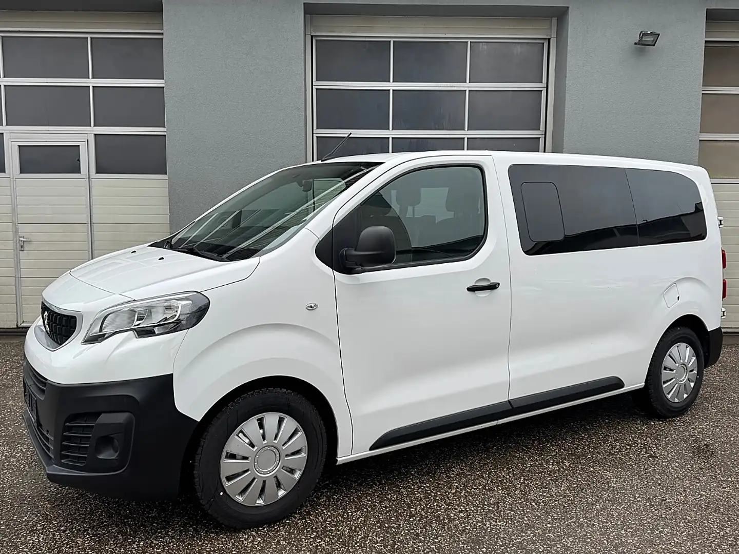 Peugeot Expert Kombi M BlueHDi 120 *9-SITZER* Weiß - 1