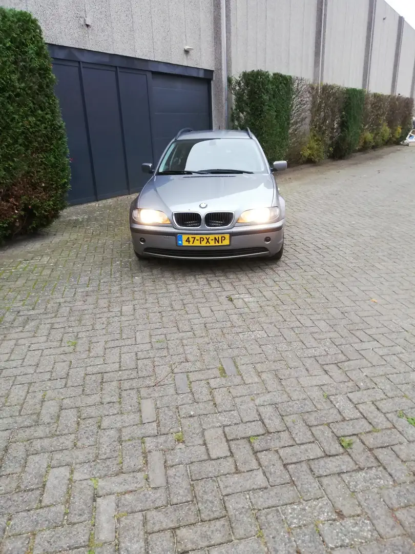 BMW 330 316i Black&Silver II Grijs - 2