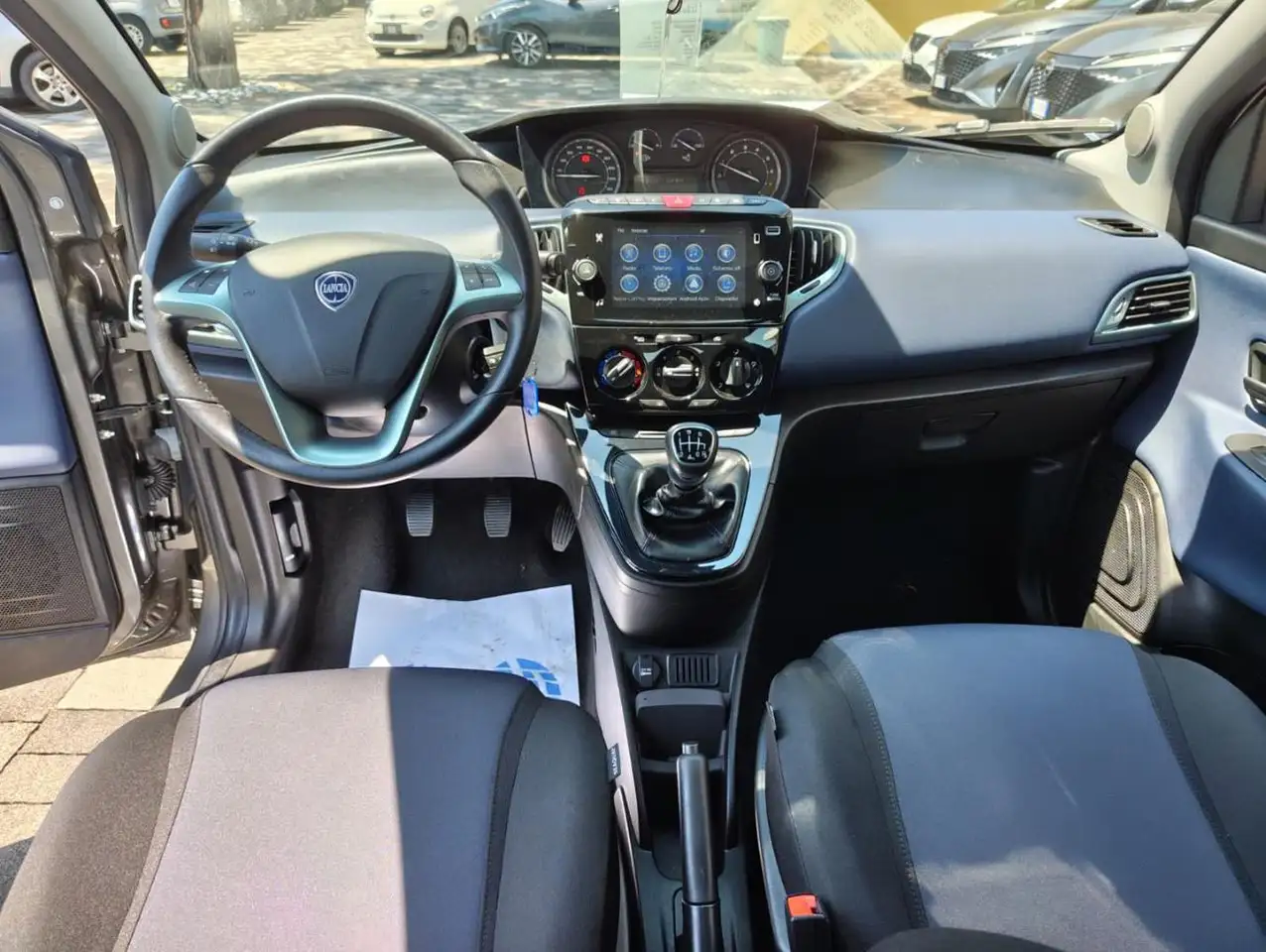 Lancia Ypsilon 2024 — фото 6