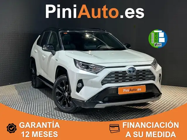 Toyota RAV4 2.5l 220H Style 4WD